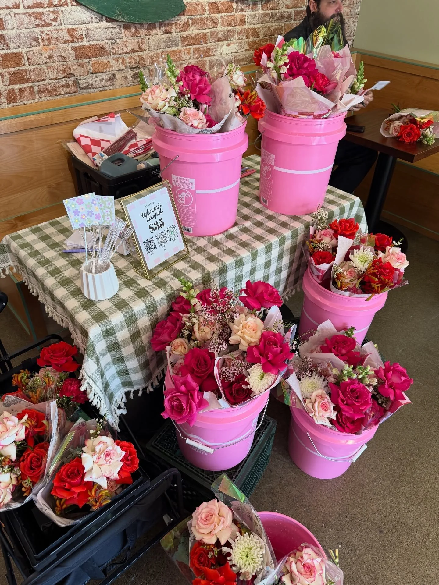 happy love day 💘 
thank you again to everyone who came to the pop up yesterday to support me &amp; @chromecoffeeworks☕️💐
looking forward to sharing more love &amp; blooms with you this year💌