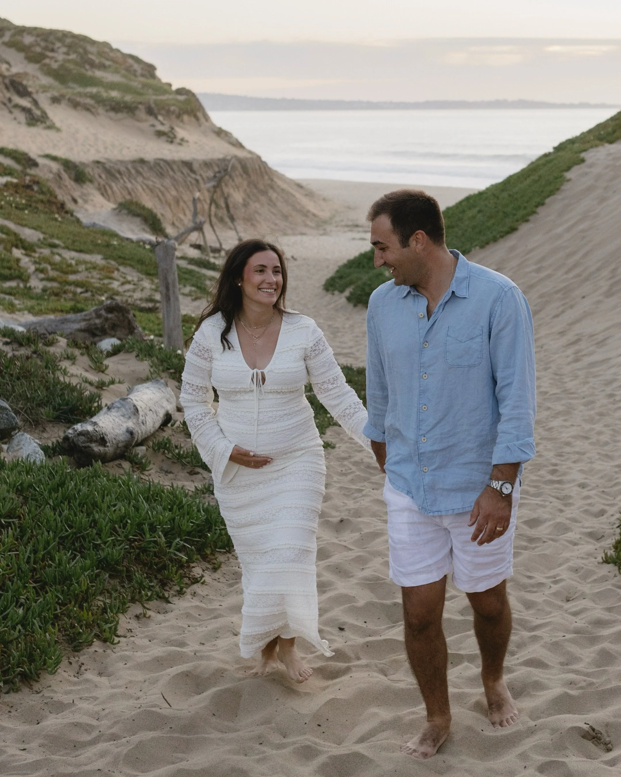 The next chapter in J + N&rsquo;s adventure 📝🧸🦋🌸

Such a beautiful evening spent capturing these two!! 

#maternity #maternityphotographer #monterey #centralcoastcalifornia #californiaphotographer 

| Maternity Photoshoot, Beach Maternity Photosh