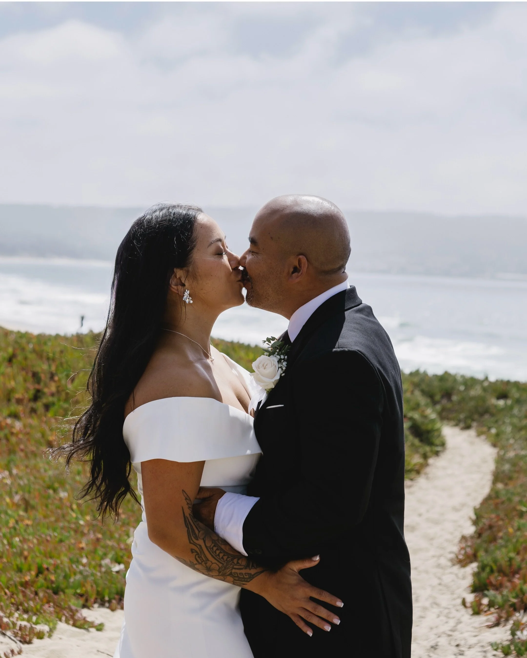 Some couple and family photos captured before running off to the wedding reception!! 

The sun was playing games and the wind was crazy but we still had a great time and captured some priceless moments together :) 

#familyphotoshoot #familyphotograp