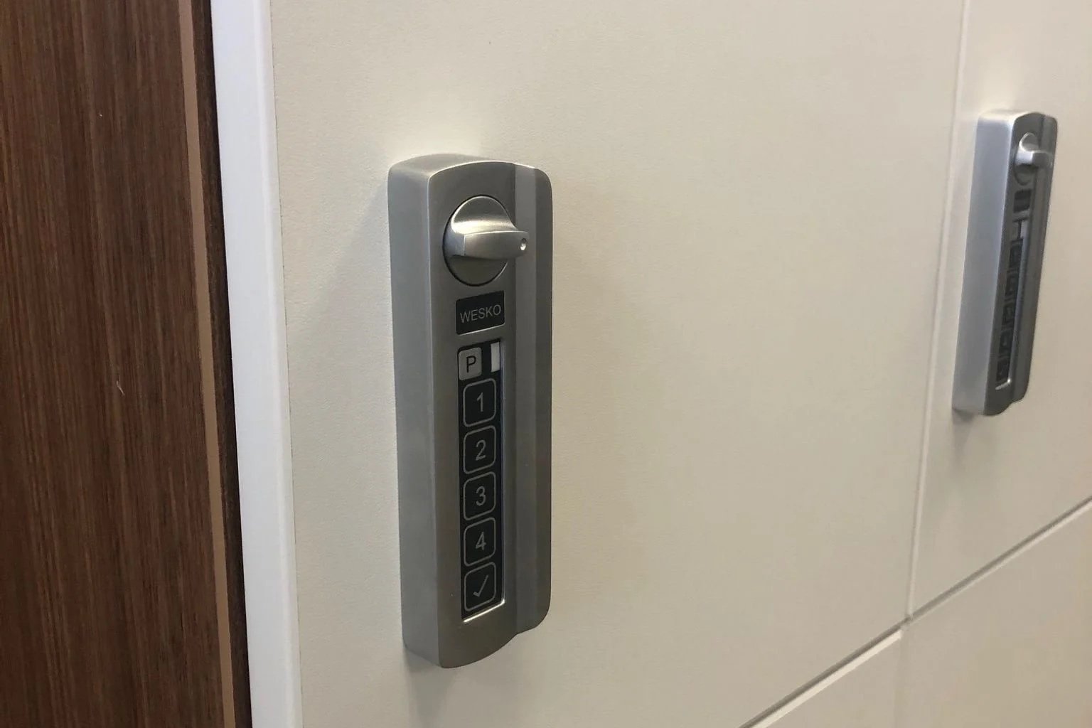 LOCK_001.jpg