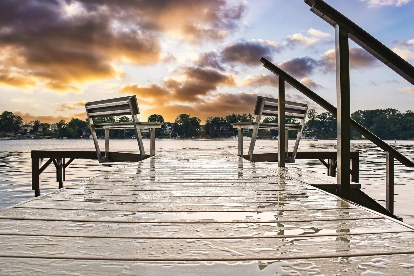 Proof it was a good day on the water.

That shine isn&rsquo;t rain, it&rsquo;s the aftermath of cannonballs and nonstop swims, drying off on a Lifetime Minimalist Pier. Sleek, post-free, and built with eco-friendly HDPE decking so you can spend your 