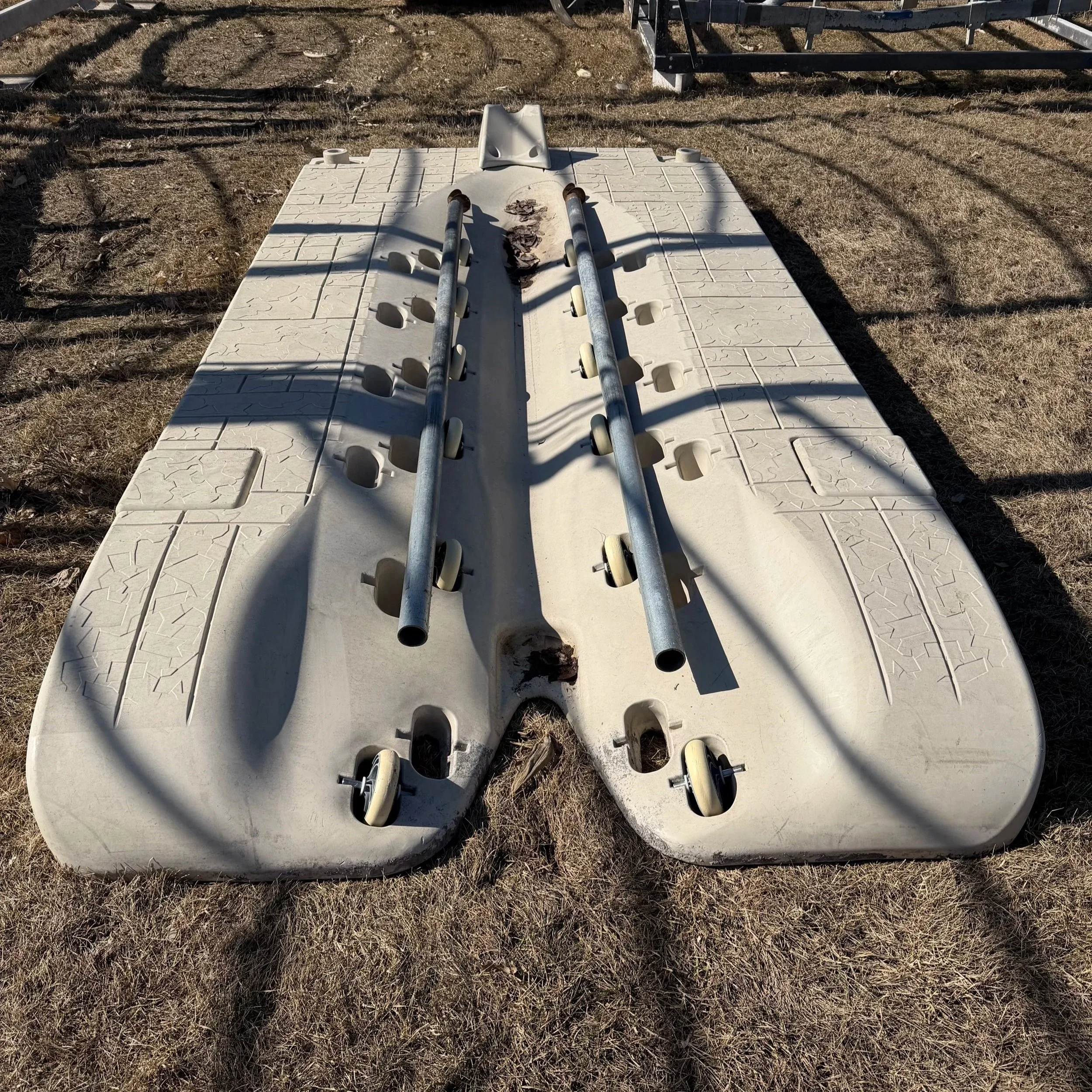 Used Wave Armor 1,500lb PWC Lift – 60″ Wide (870-189)