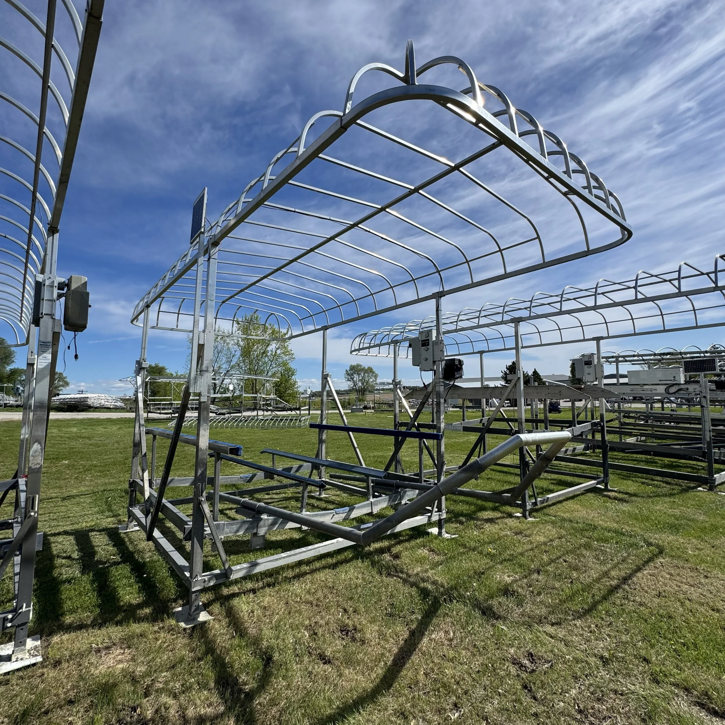 Used ShoreMaster 5,000 lb Electric Boat Lift – 120" Wide with 23' x 120" Canopy (870-256)