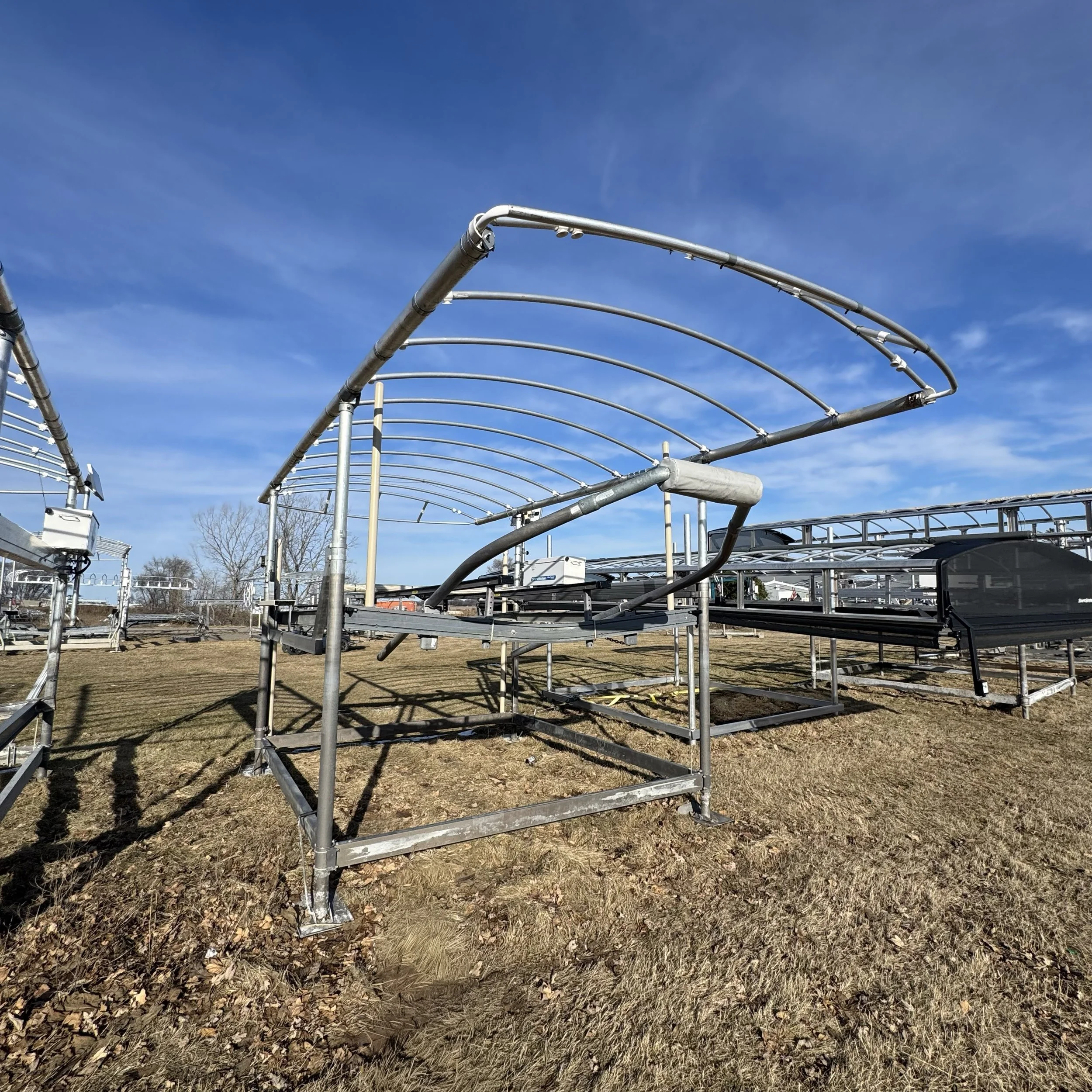 Used ShoreStation 4,000lb Boat Lift 870-220