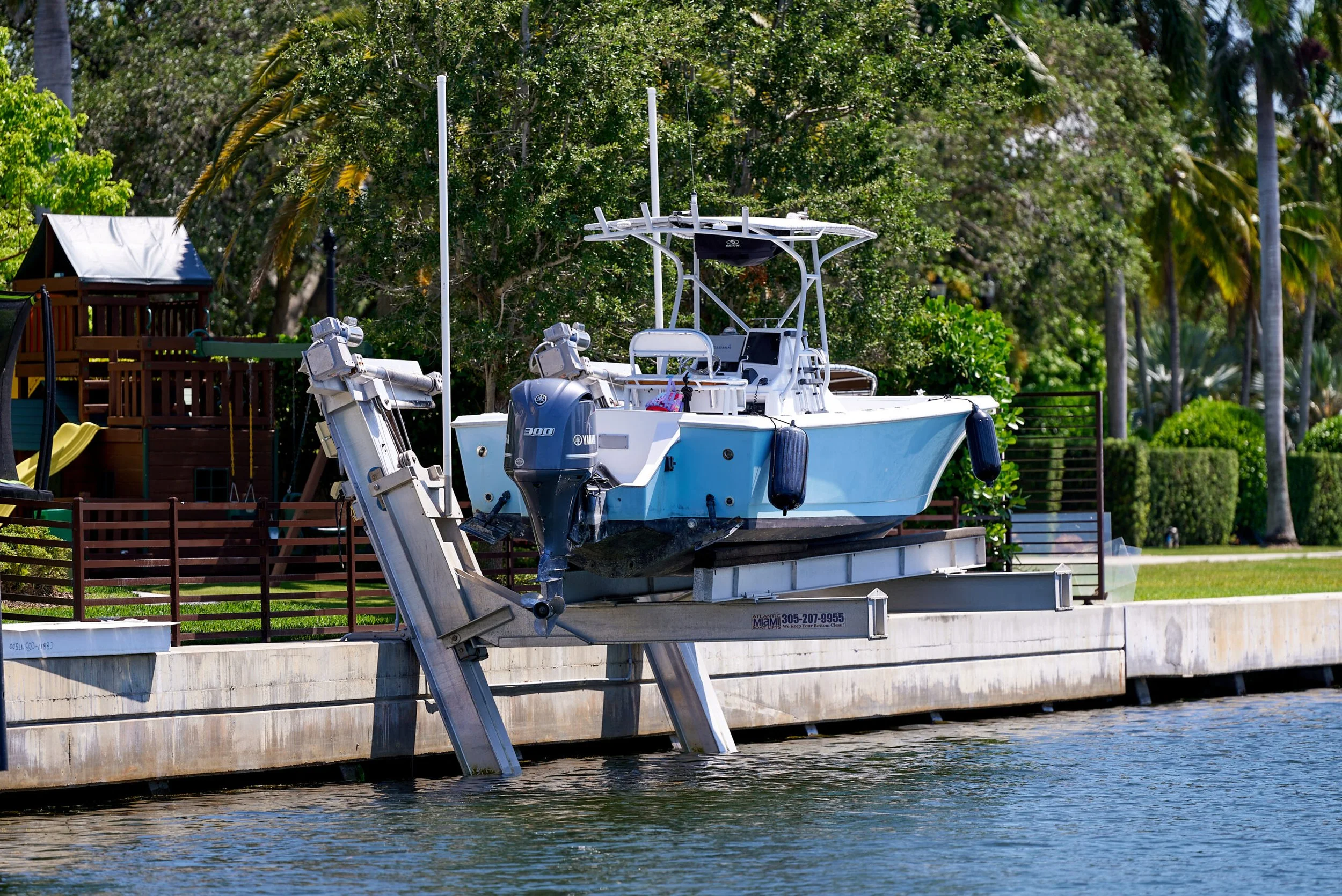 Golden 7K Elevator Lift