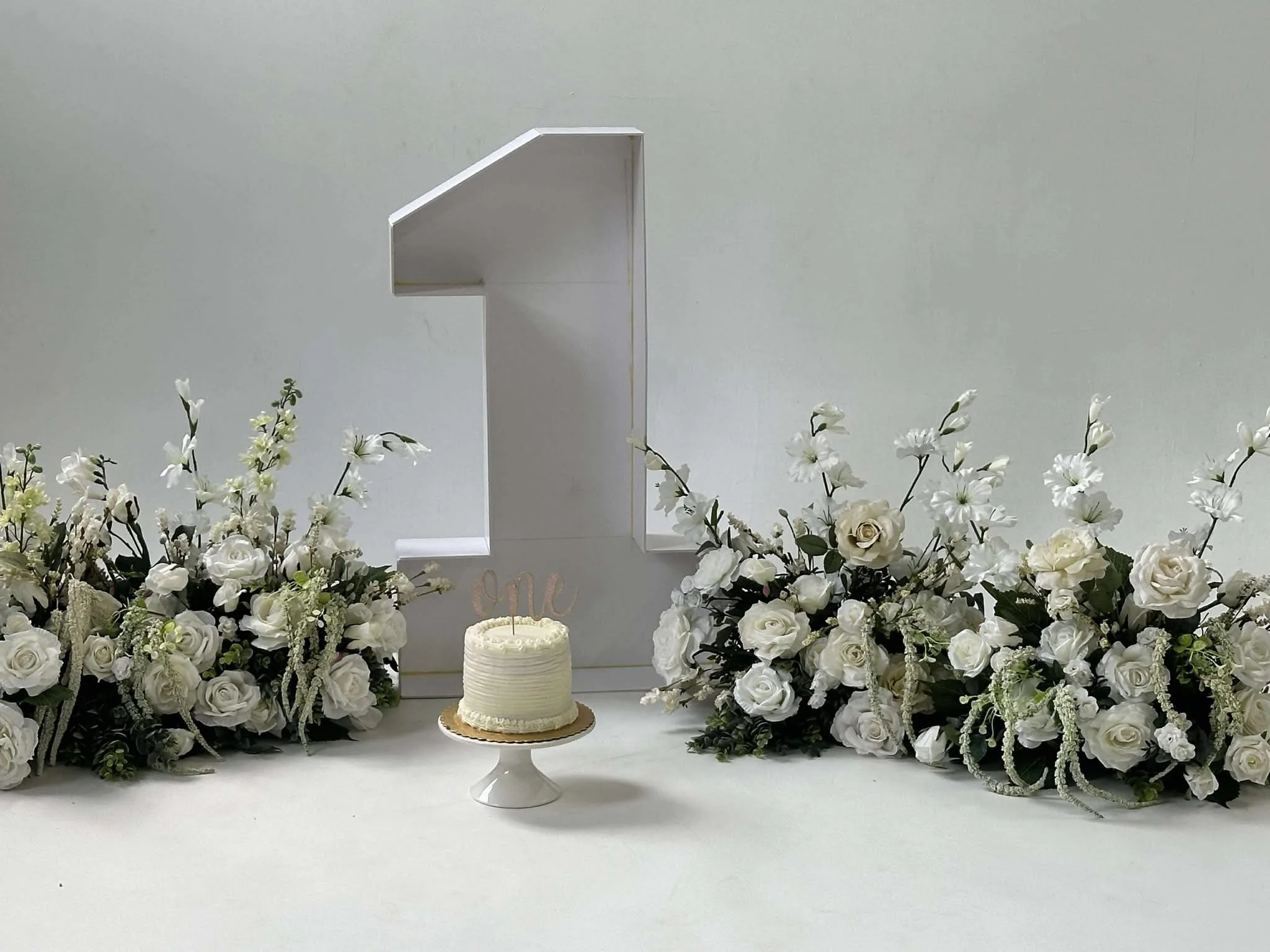 (2) 3' ground arch arrangements $100 ea