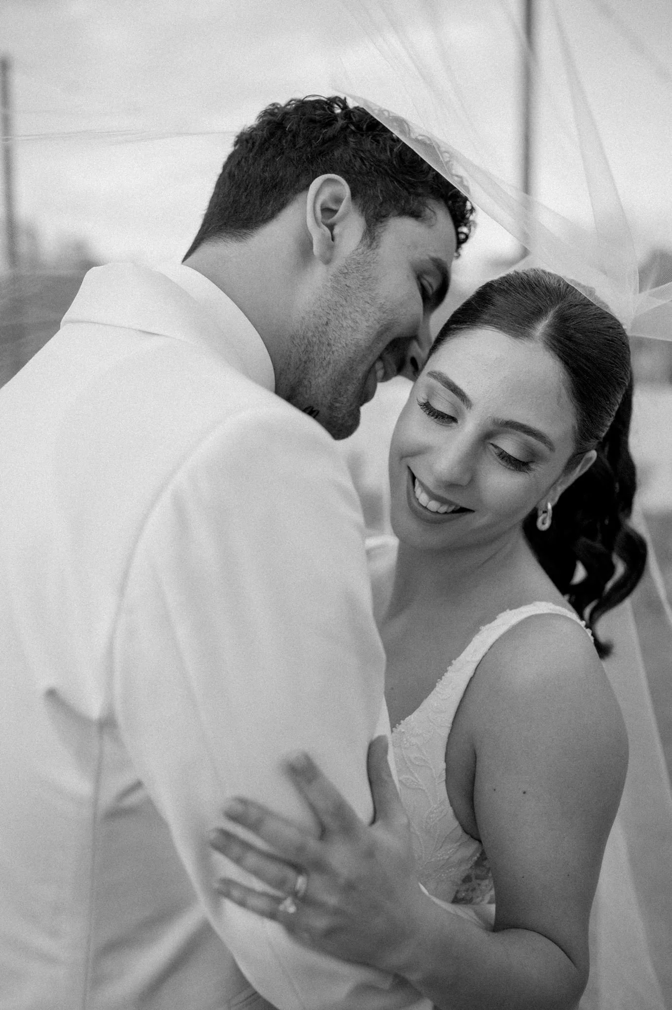 Bride and groom at their Sunnybrae Estate wedding in Regency Park
