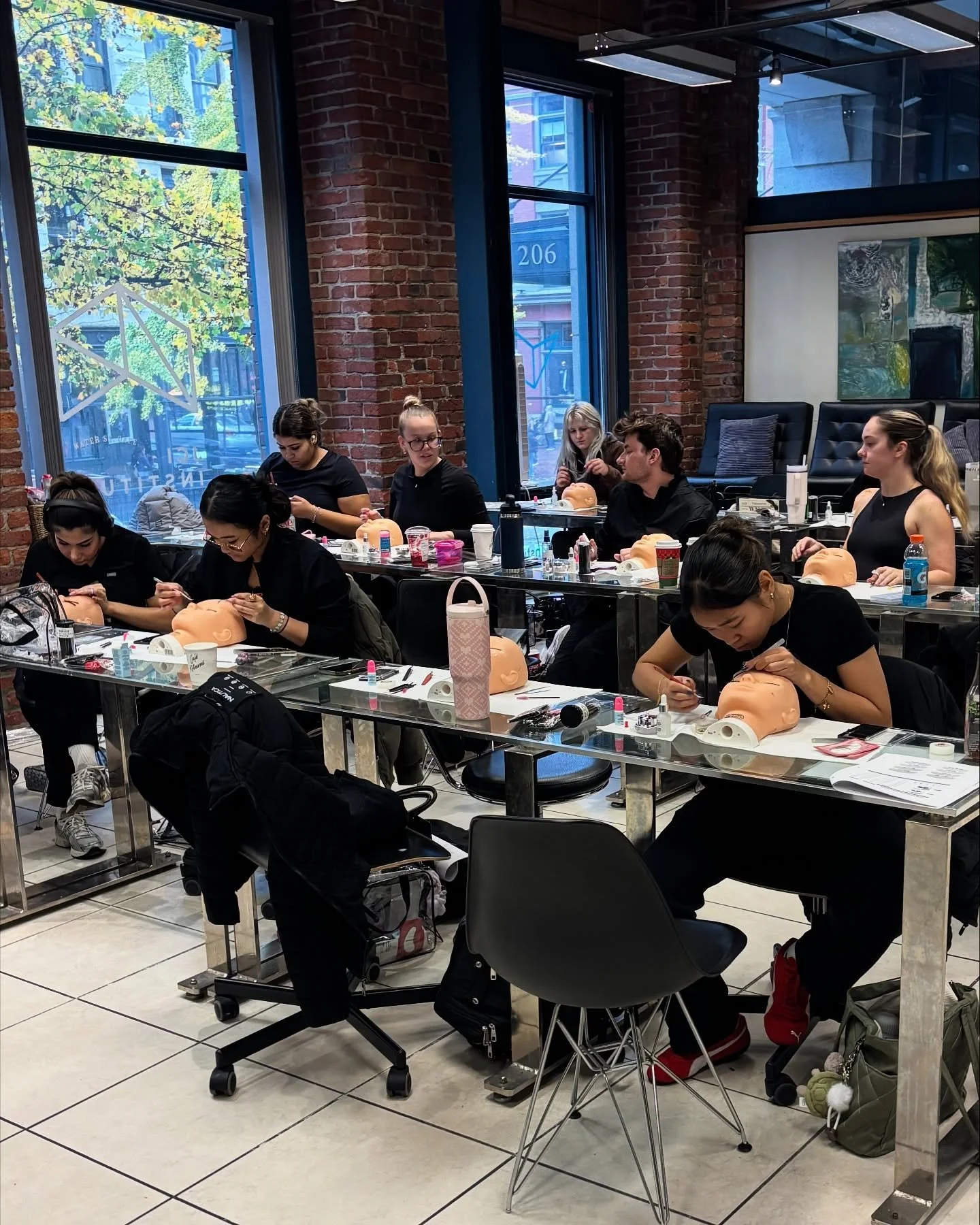 Here&rsquo;s a look at what everyone was working on this week!🗓️

We had a new hair class join us (Welcome!), there was a draping lesson in the fashion annex, our makeup 502 students were working on their final projects (Coming next week👀) and our 