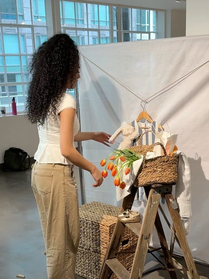 Visual display project: styling and content production for local lifestyle kids store @pebblebaby 

Also hearts exploded on campus today when Adela walked in 👶🍼💞 (swipe to the end).