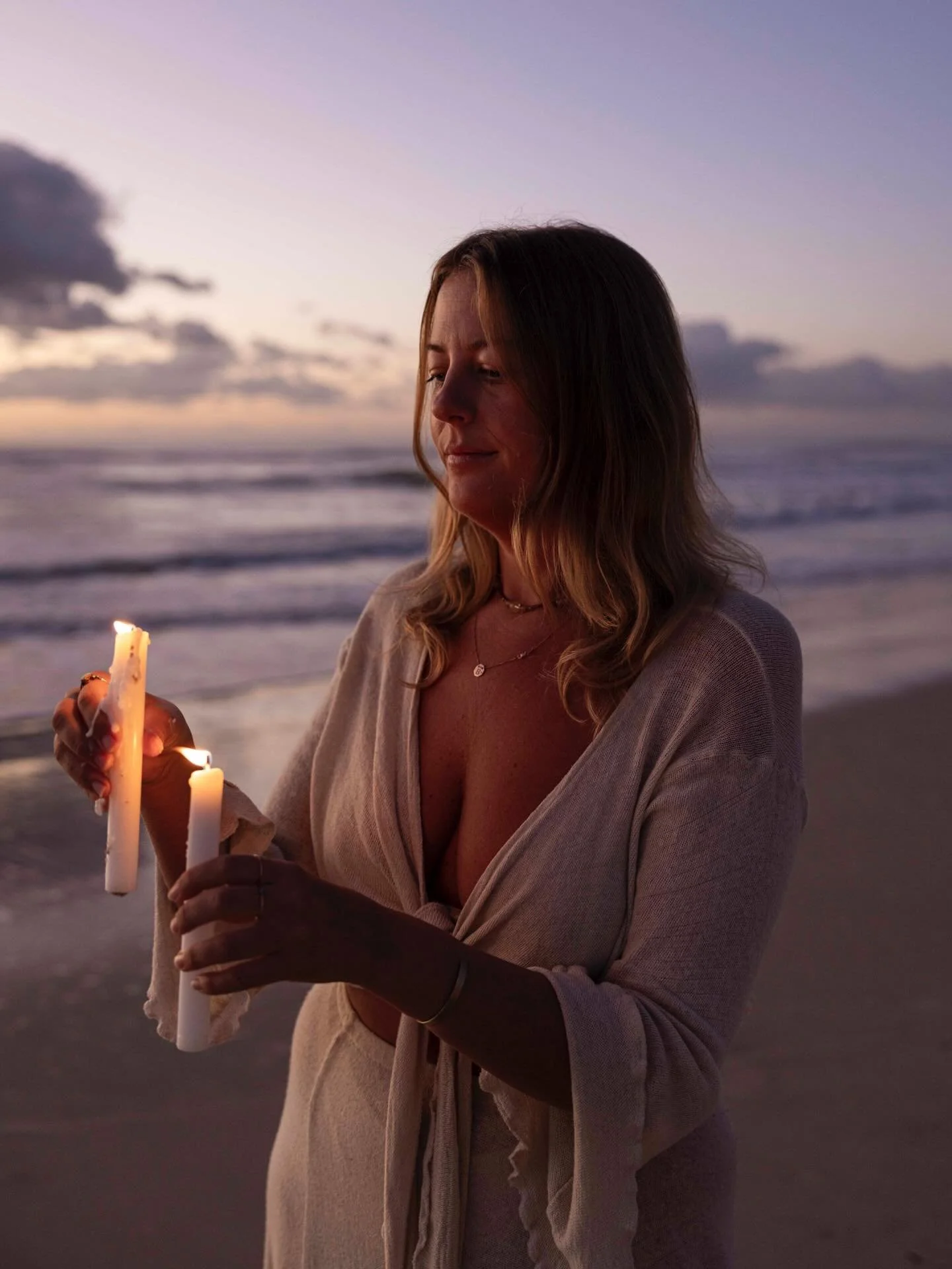 Gratitude 🌀

A powerful way to return to your joy for life.
When we are in joy, our creativity naturally comes back online. A grateful heart can truly create anything.

Gratitude invites us to consciously connect with the magic already present. The 