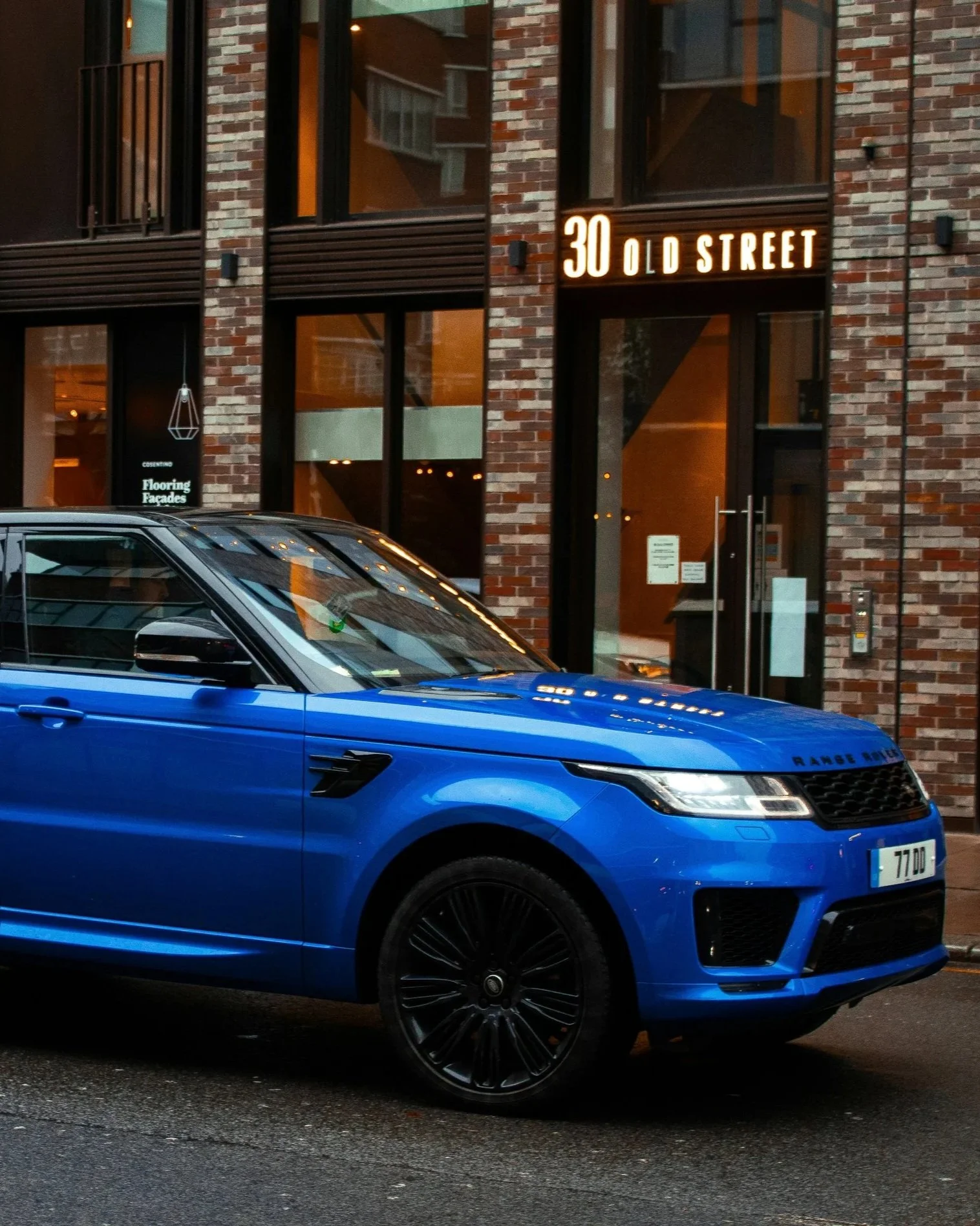 SUV /  TRUCK - Pristine Sophistication