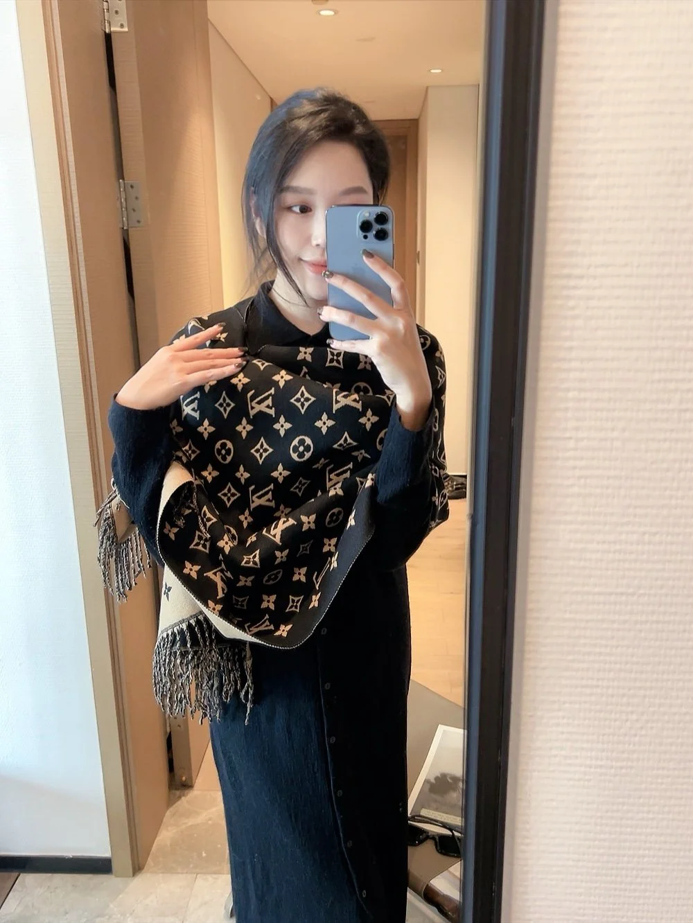 Luxury Scarf LV + Luxury Box