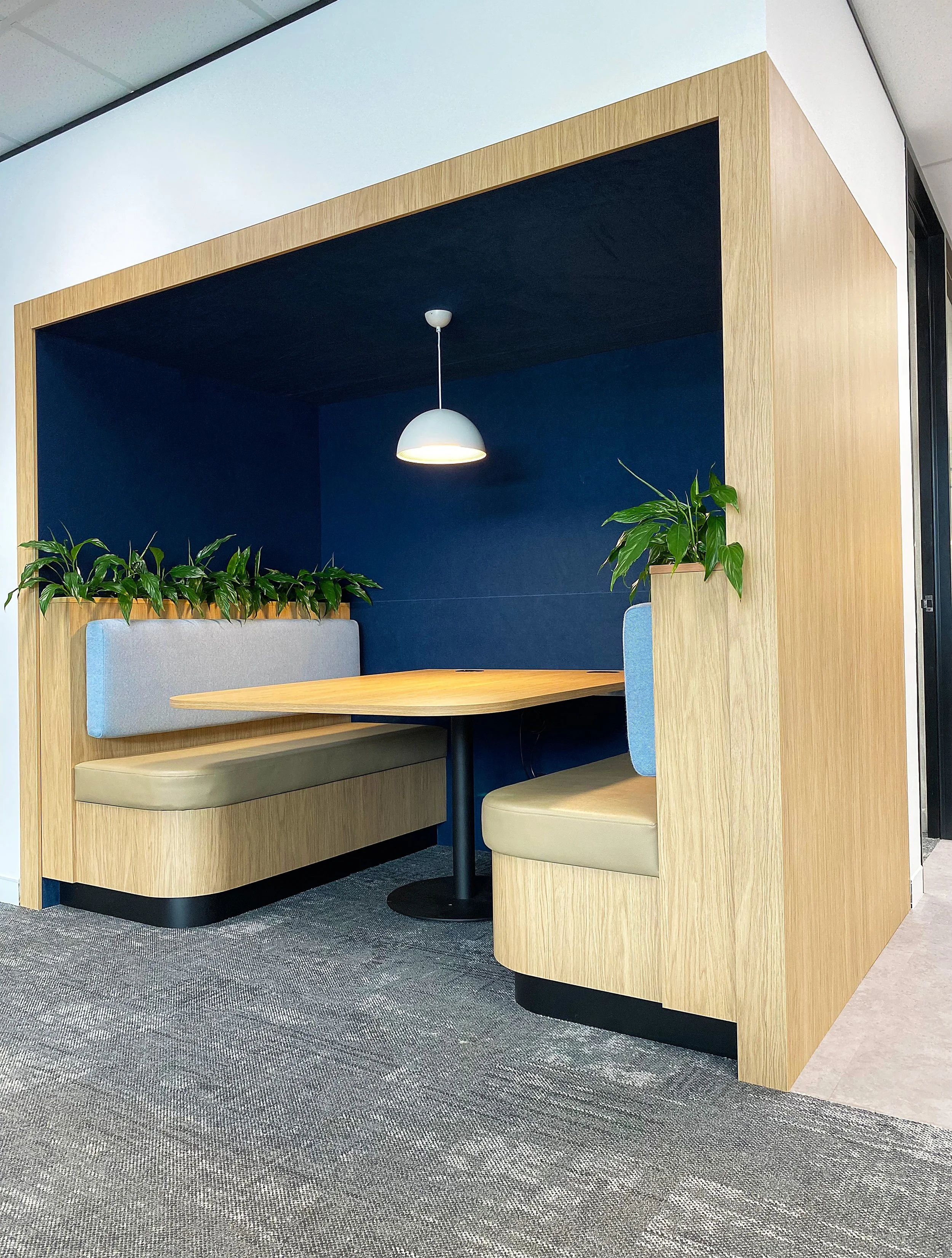 Alstom Office Fitout | Acoustic Booth Seating & Collaborative Workplace Design Brisbane

This Alstom office fitout features a semi-private booth seating area designed to support collaboration, informal meetings, and focused work. The space incorporat