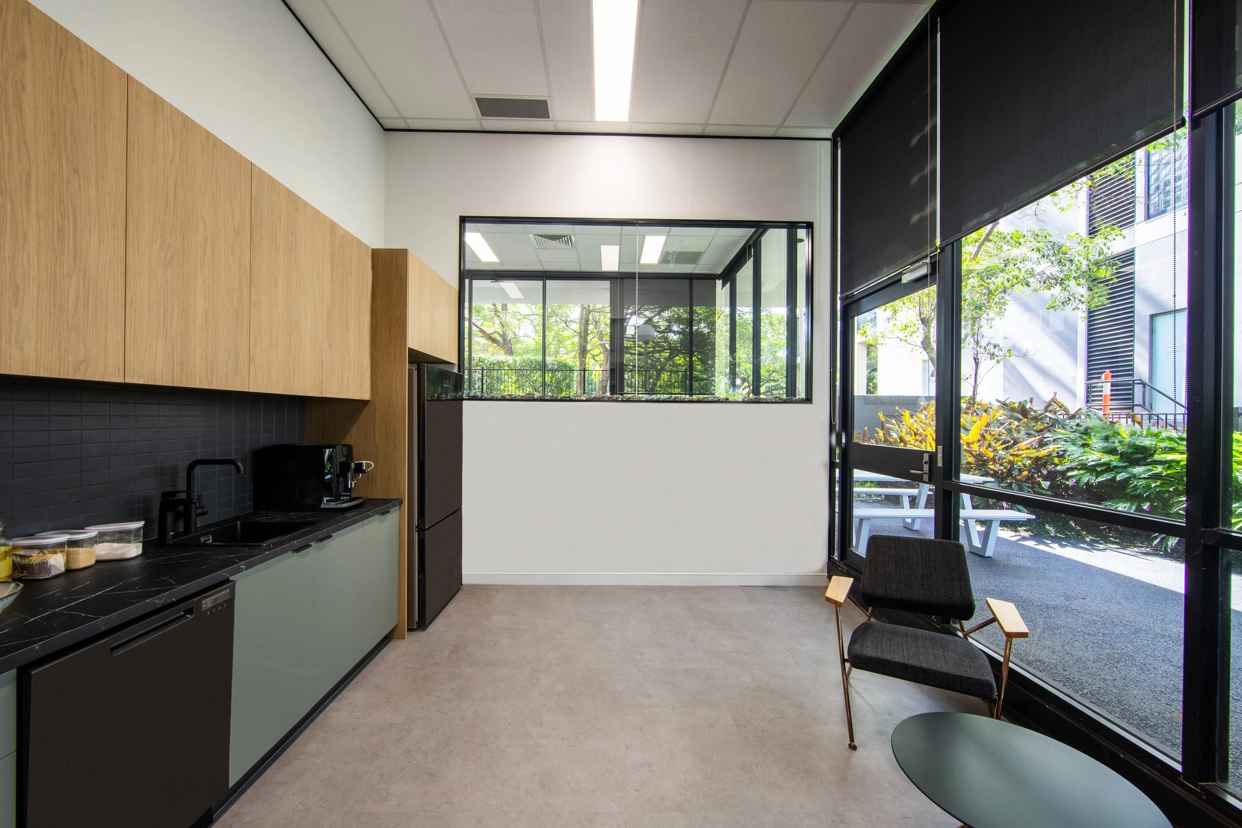Copper Mountain Mining Office Fitout | Workplace Kitchen & Breakout Space Brisbane

This Copper Mountain Mining office fitout features a contemporary workplace kitchen and breakout space designed to support connection, collaboration, and day-to-day w