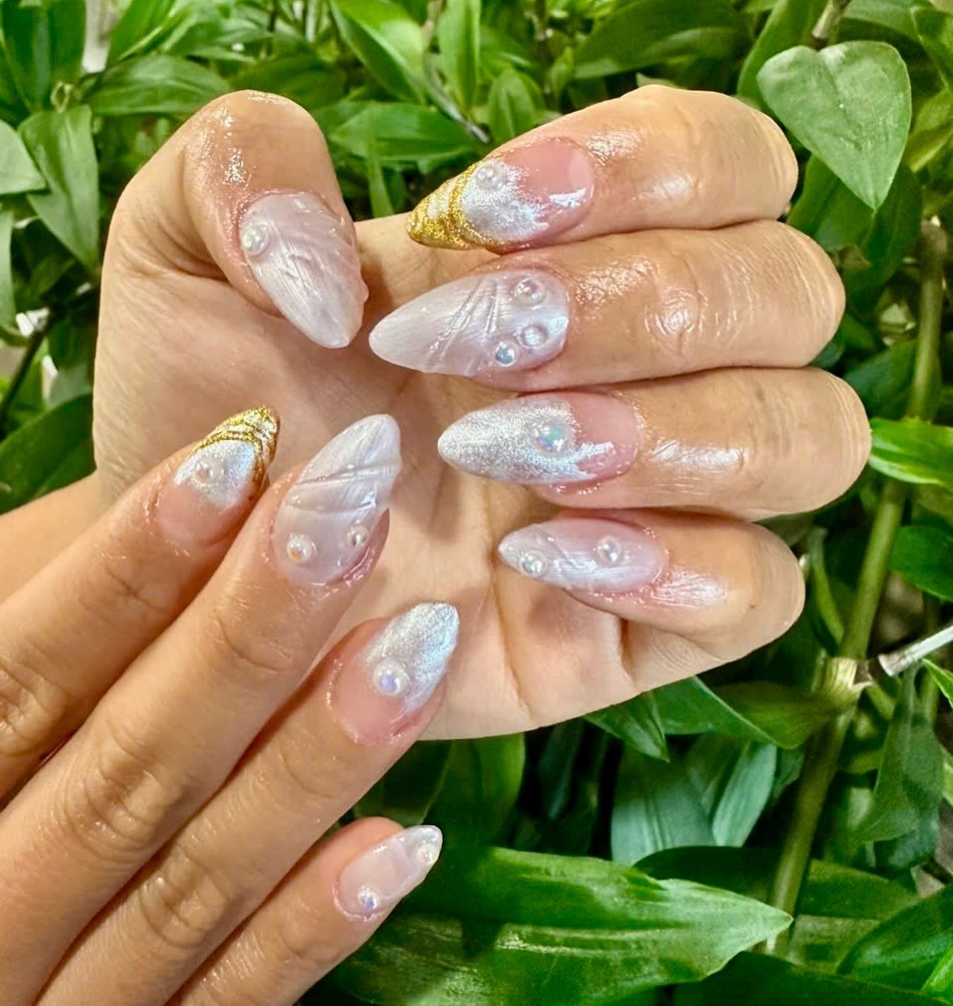 Gel X  and Nails Art Done by Trina 
.
.
. 

#hairandnailfashion #nailart #gelxnails #hairandnailsalon #yvrnails #vancouvernailtech  #vancouvernailsalon