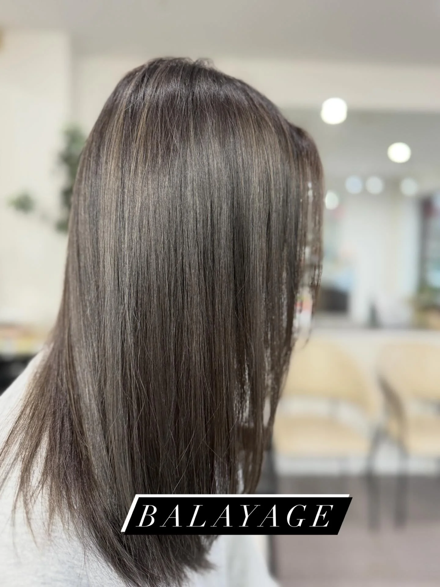 Refresh balayage healthy and soft looking hair
.
.
.
#vancouverhairstylist  #vancouverhairsalon  #vancouverbalayage  #yvrhairstylist  #yvrhair