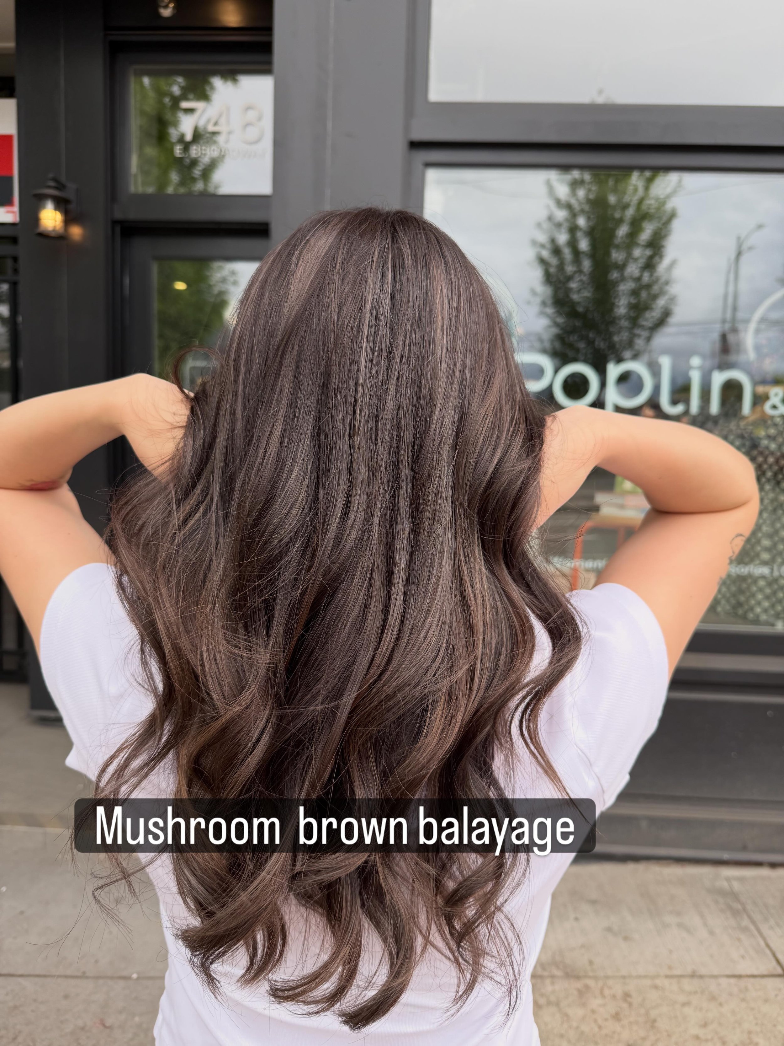 Mushroom brown balayage 💕💕💕
.
.
.
#yvrhair  #yvrhairstylist  #vancouverhairstylist  #vancouverhairsalon  #balayage