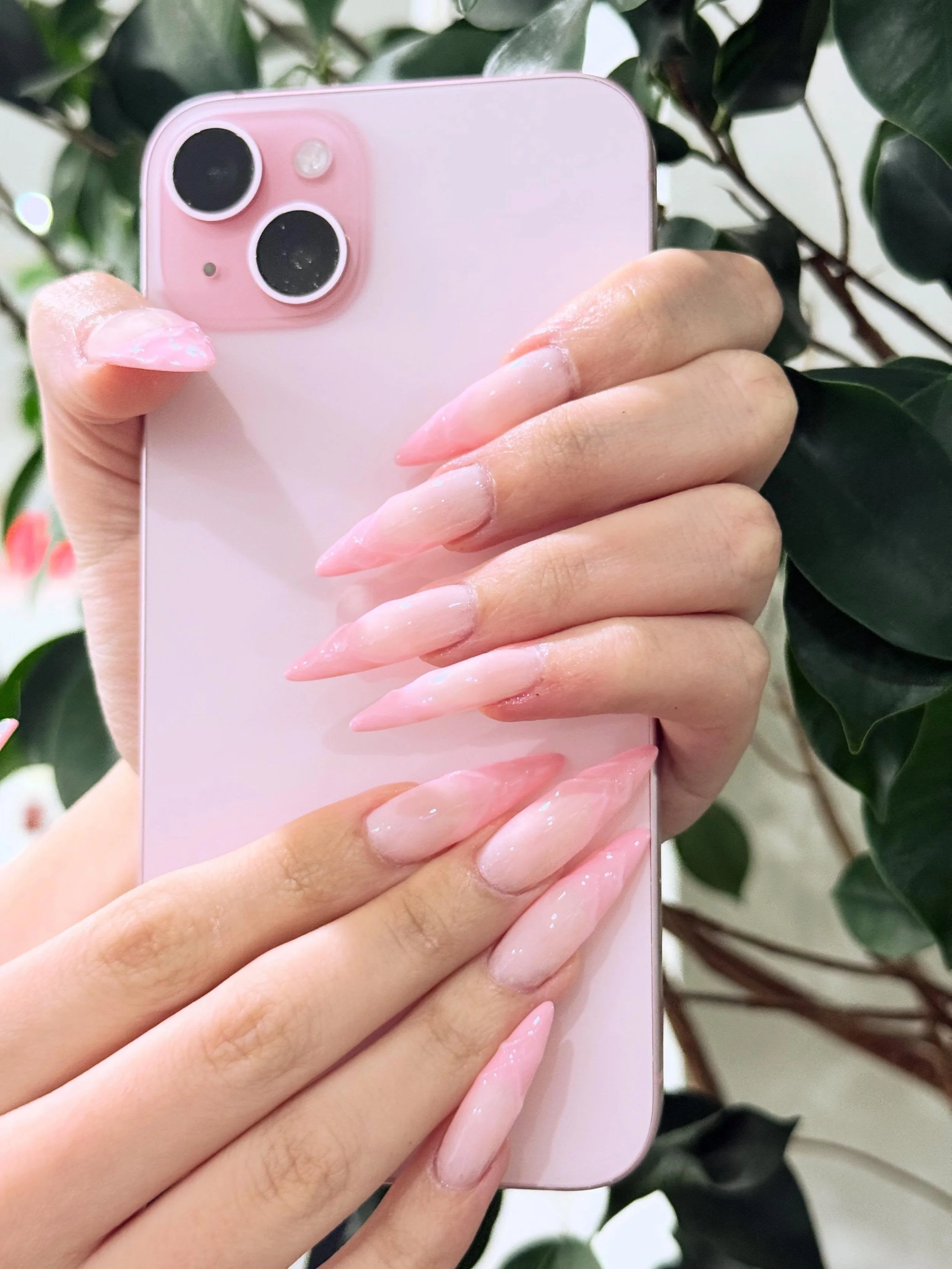 Nails Art 💕
.
.
. 
Book with us for your Nails💅🏻

.
.
#nailart  #vancouvernails  #vancouvernailsalon  #vancouvernailtech  #yvrnails