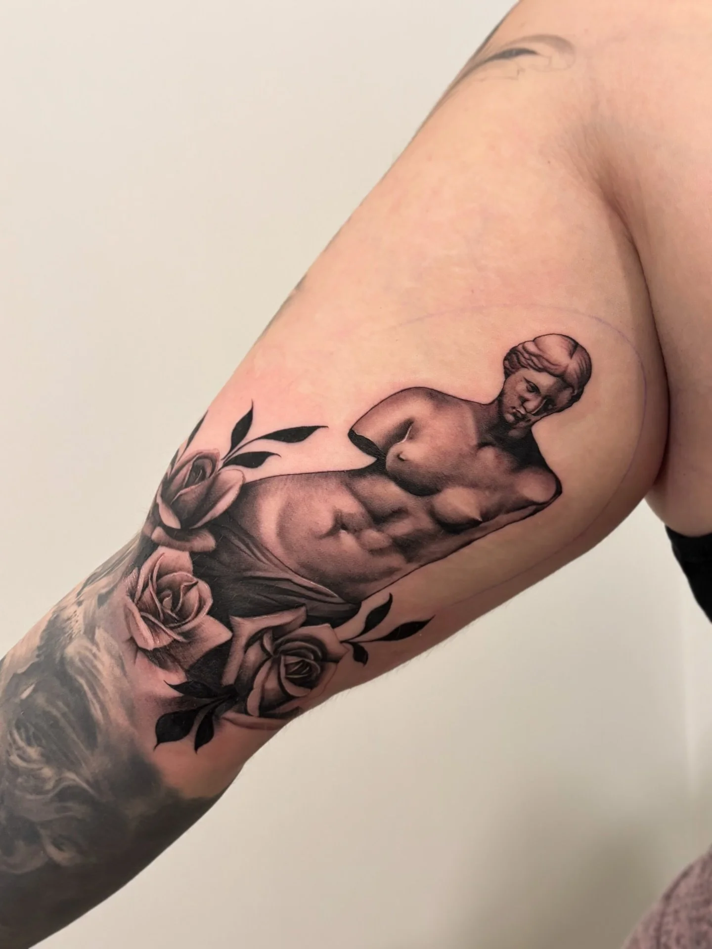 #WIP made using @bishoprotary and @goodguysupply supreme cartridges always. This piece is going to be SO stunning when it&rsquo;s finished! 

I am currently booking for February. If you would like to get tattooed, send me an email at studioriisa@gmai