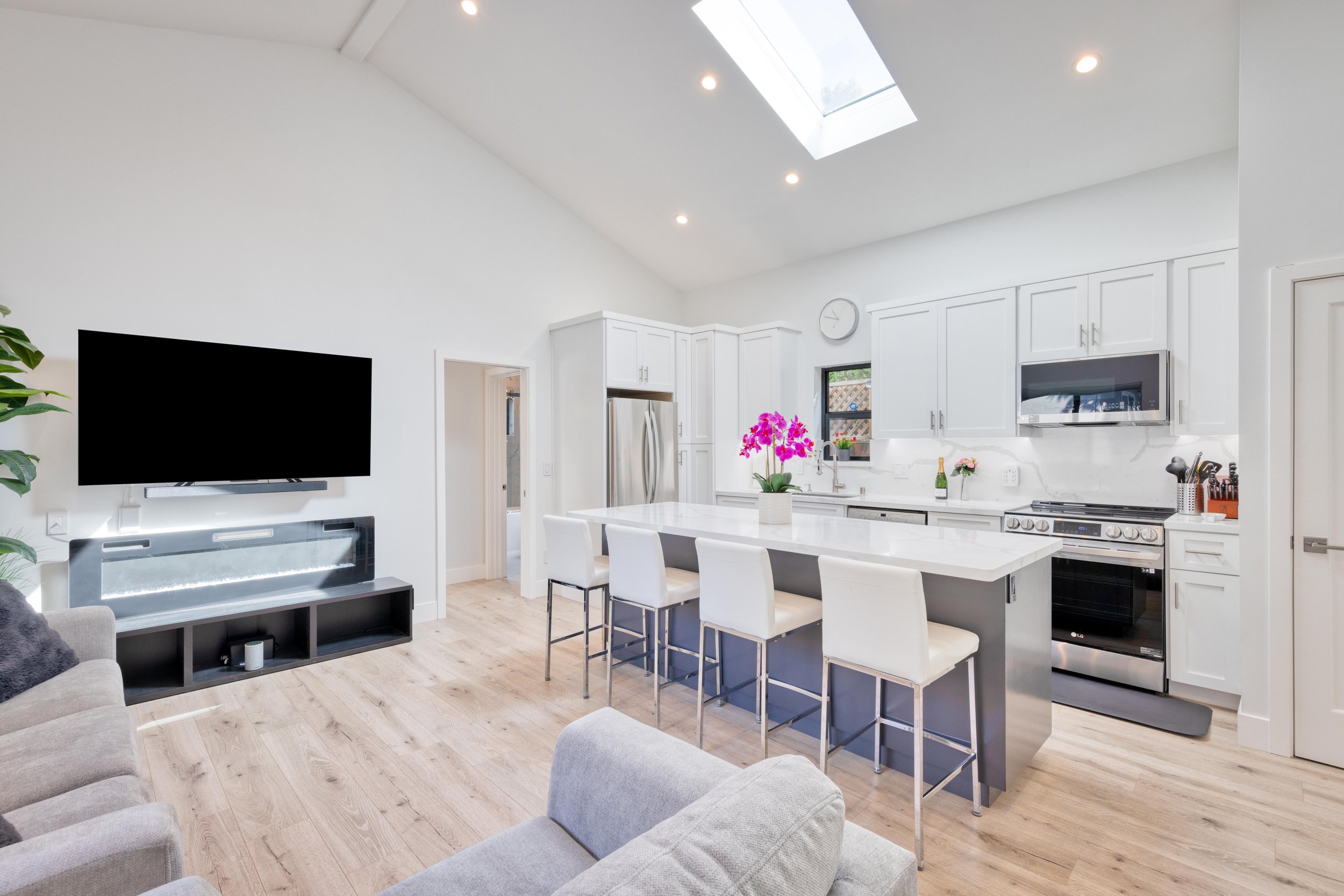 1485 Grant Road-1ghgh.jpg