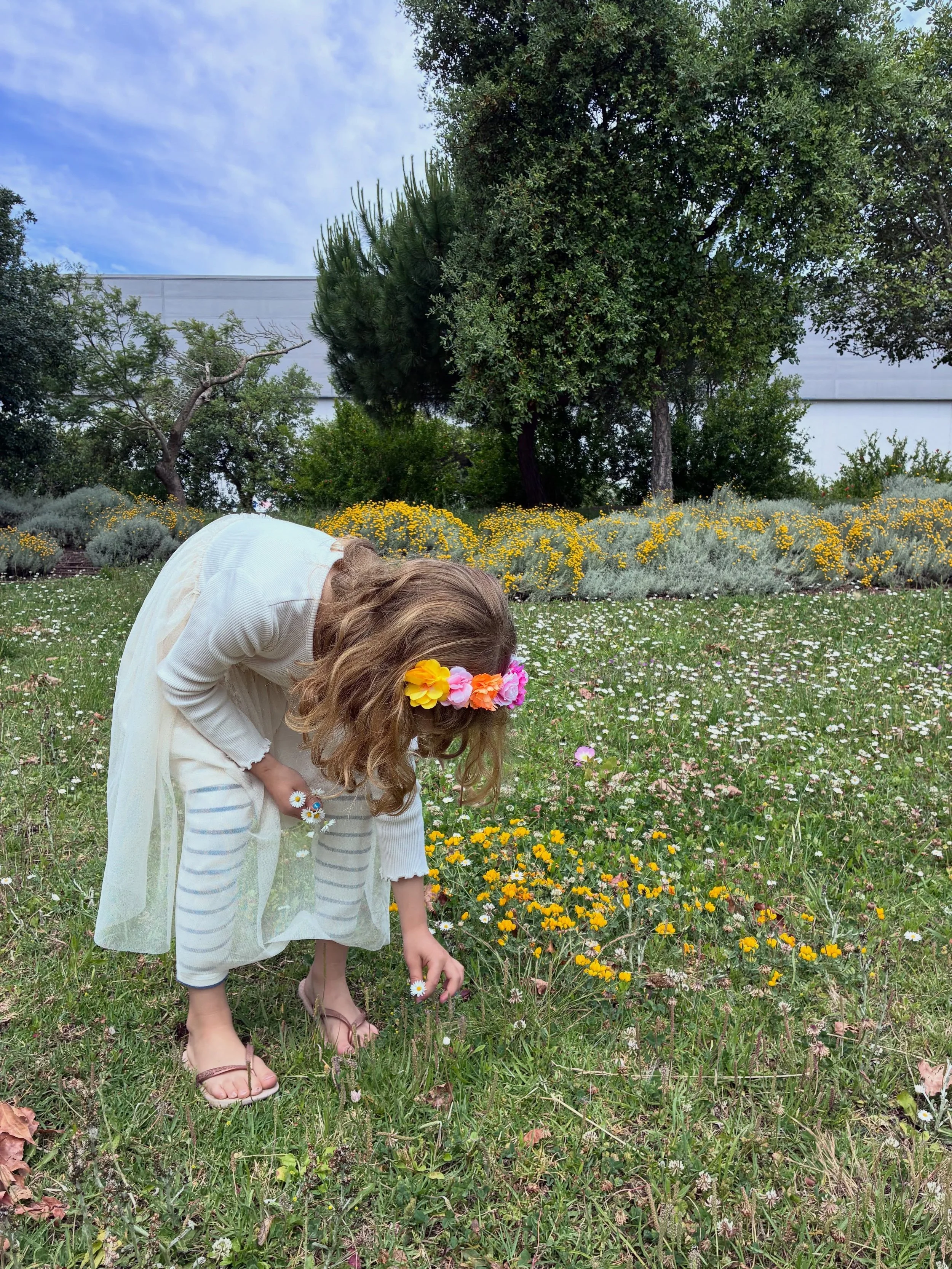 May photo dump 

This season feels like a lesson in holding many moving parts at once.

Parenting.
Building a business.
New opportunities.
Big decisions.
Unanswered questions.
Unexpected changes.

Life doesn&rsquo;t always offer certainty.

But it do