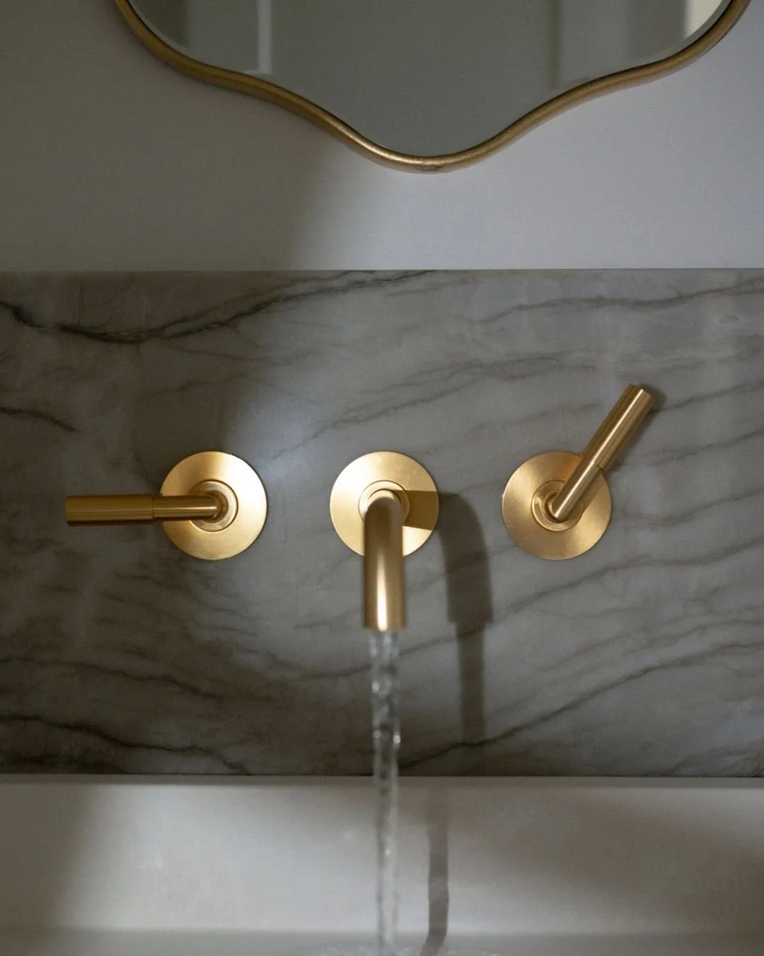 10 KEY BATHROOM DETAILS WITH A BIG IMPACT