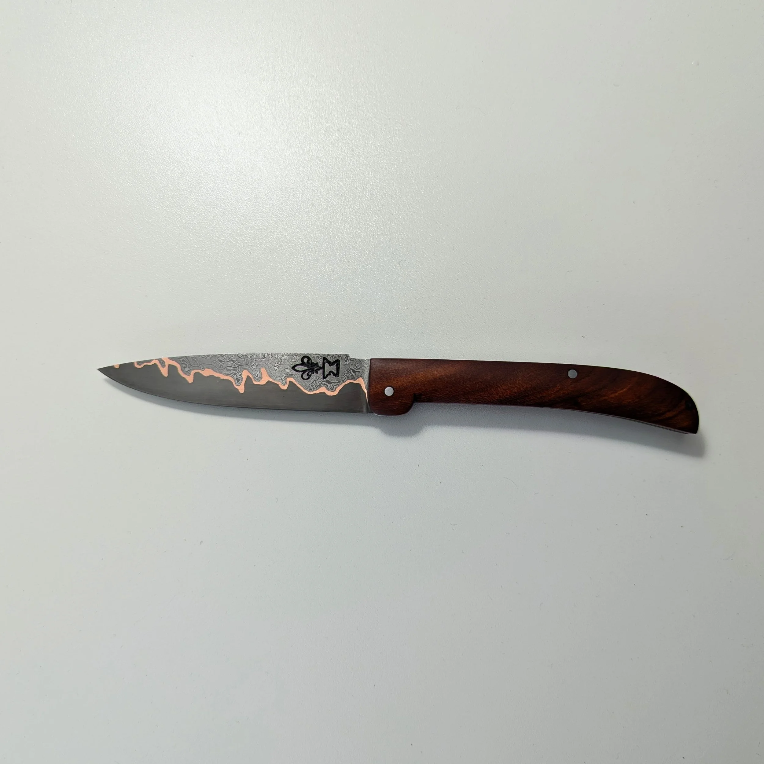 Couteau Pliant à l'ancienne Ouvert