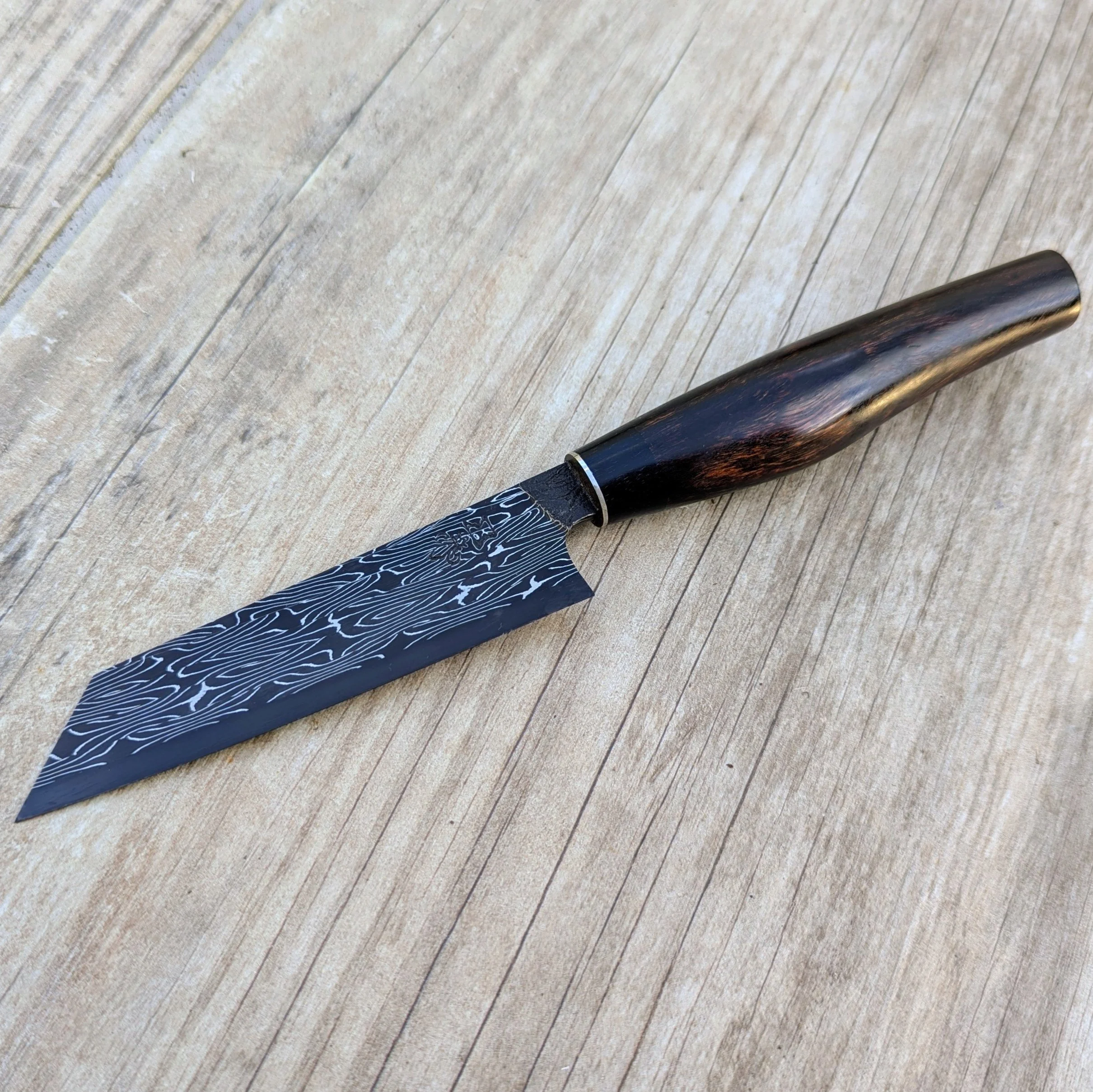 Couteau en Damas Multi-Barreau