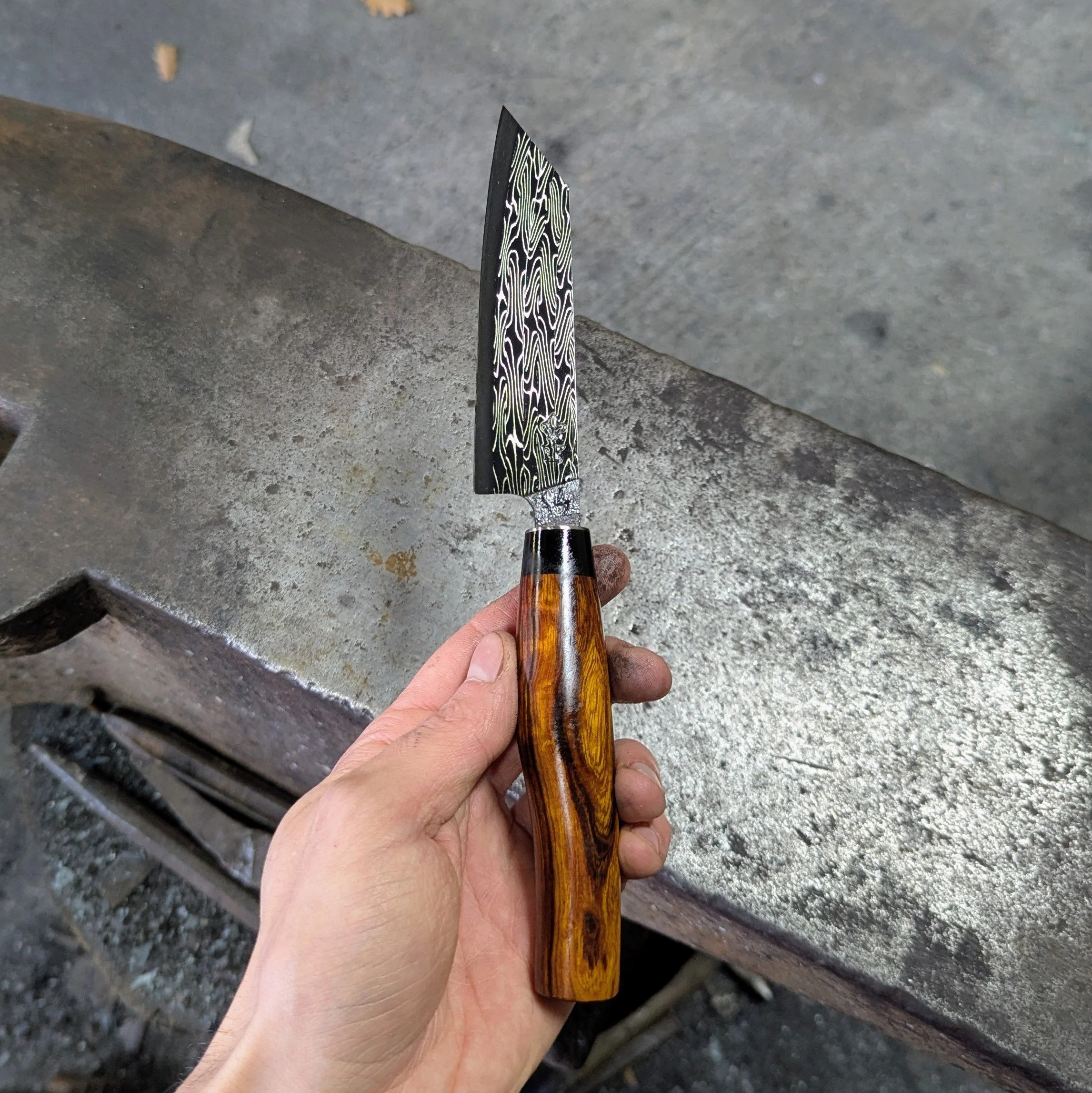 Damas Torsadé Multi-Barreau