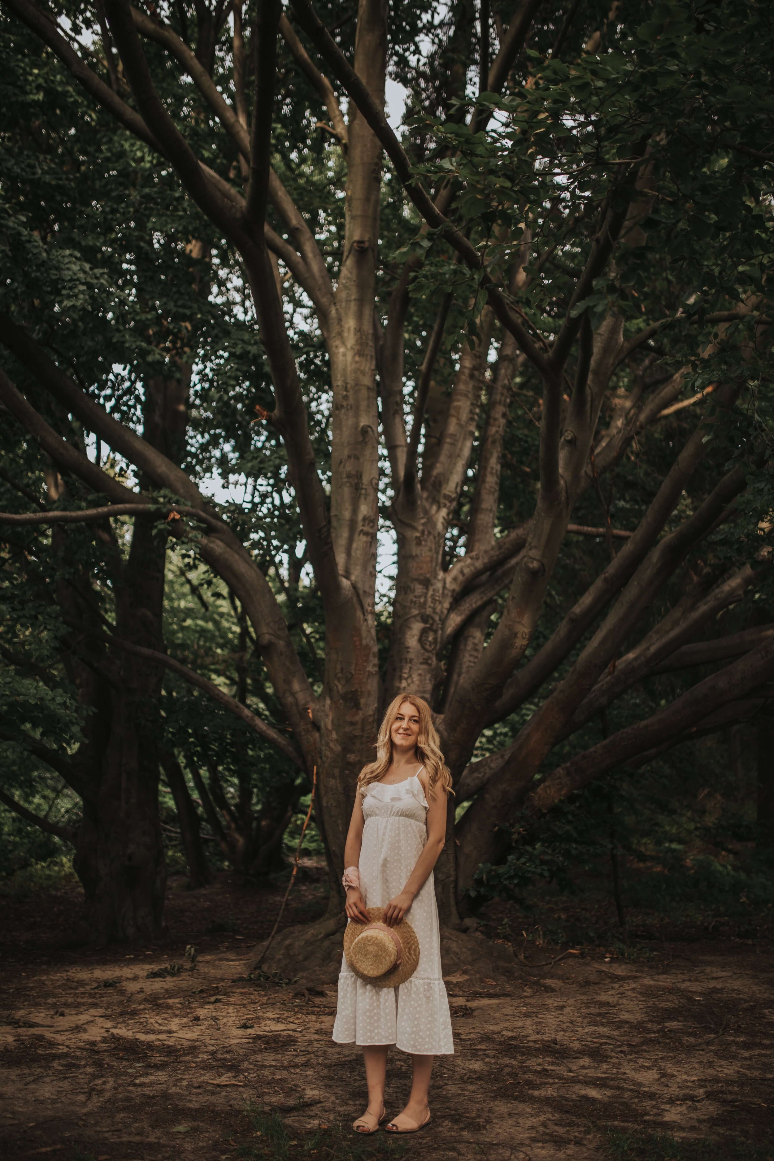 taisiia-stupak-uKQhYnimwXI-unsplash.jpg