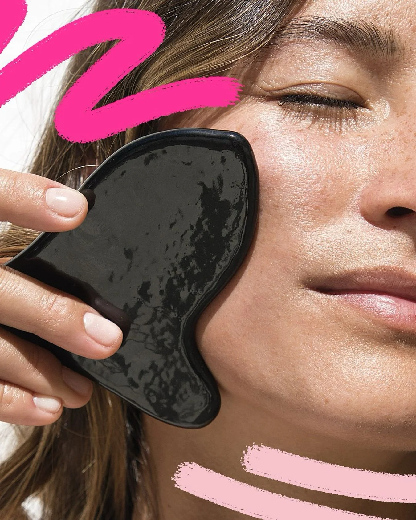 Just because it&rsquo;s summer doesn&rsquo;t mean your facial routine has to stop 🌻

Gua Sha is the perfect way to keep lymphatic drainage going &mdash; even on holiday! With just a few gentle strokes, you can reduce puffiness, boost circulation, an