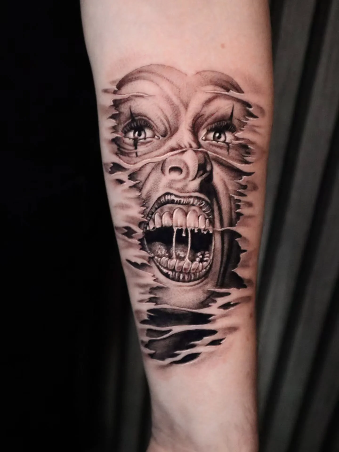 Schreib mir gerne, wenn du auch ein einzigartiges Tattoo m&ouml;chtest ✌️

#tattoo #tattoos #t&auml;towierer #tattoostudio #niedersachsen #badgandersheim #northeim #einbeck #seesen #alfeldleine #g&ouml;ttingen