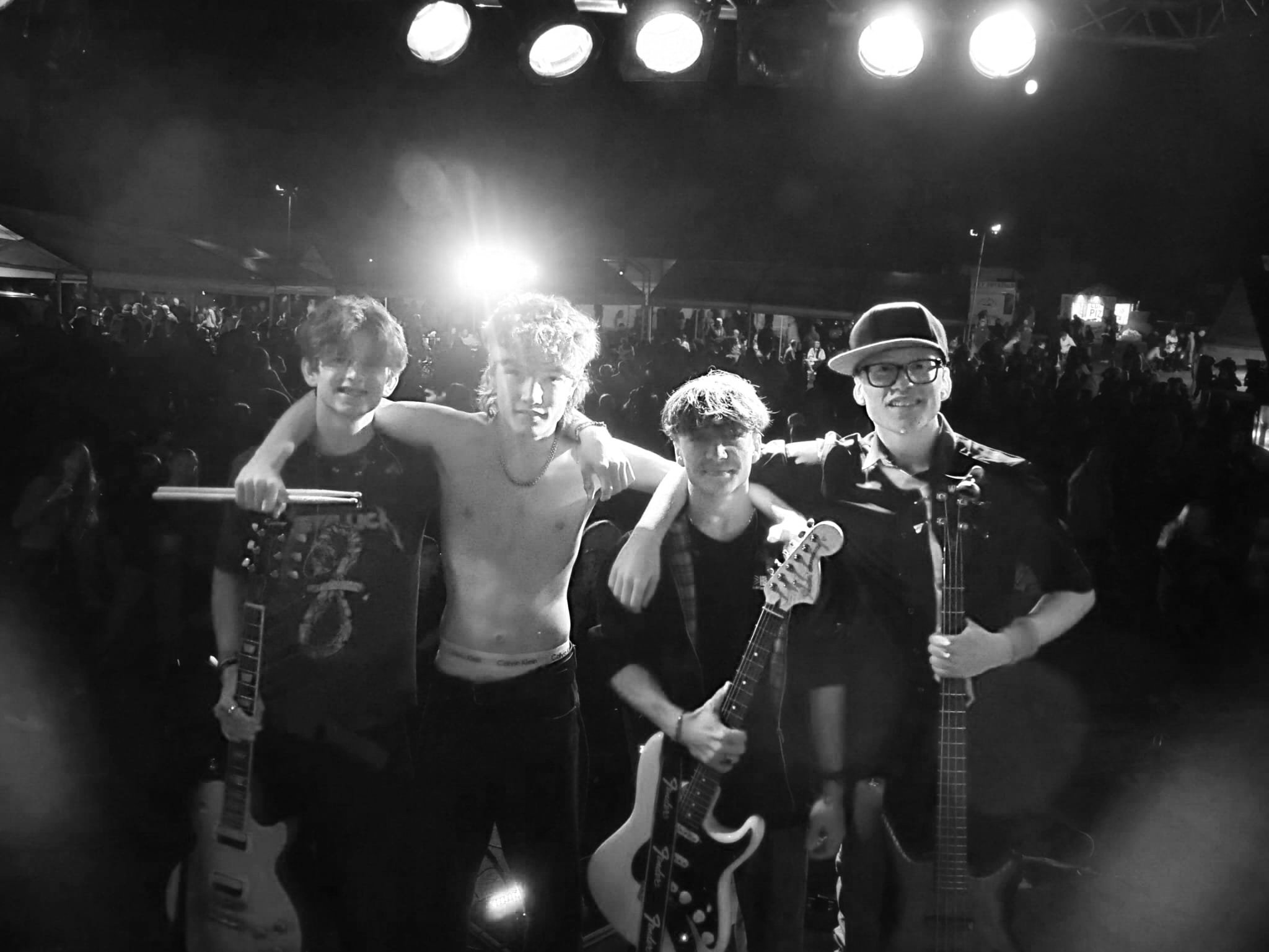Red By Night @ The Black Country Boat Festival