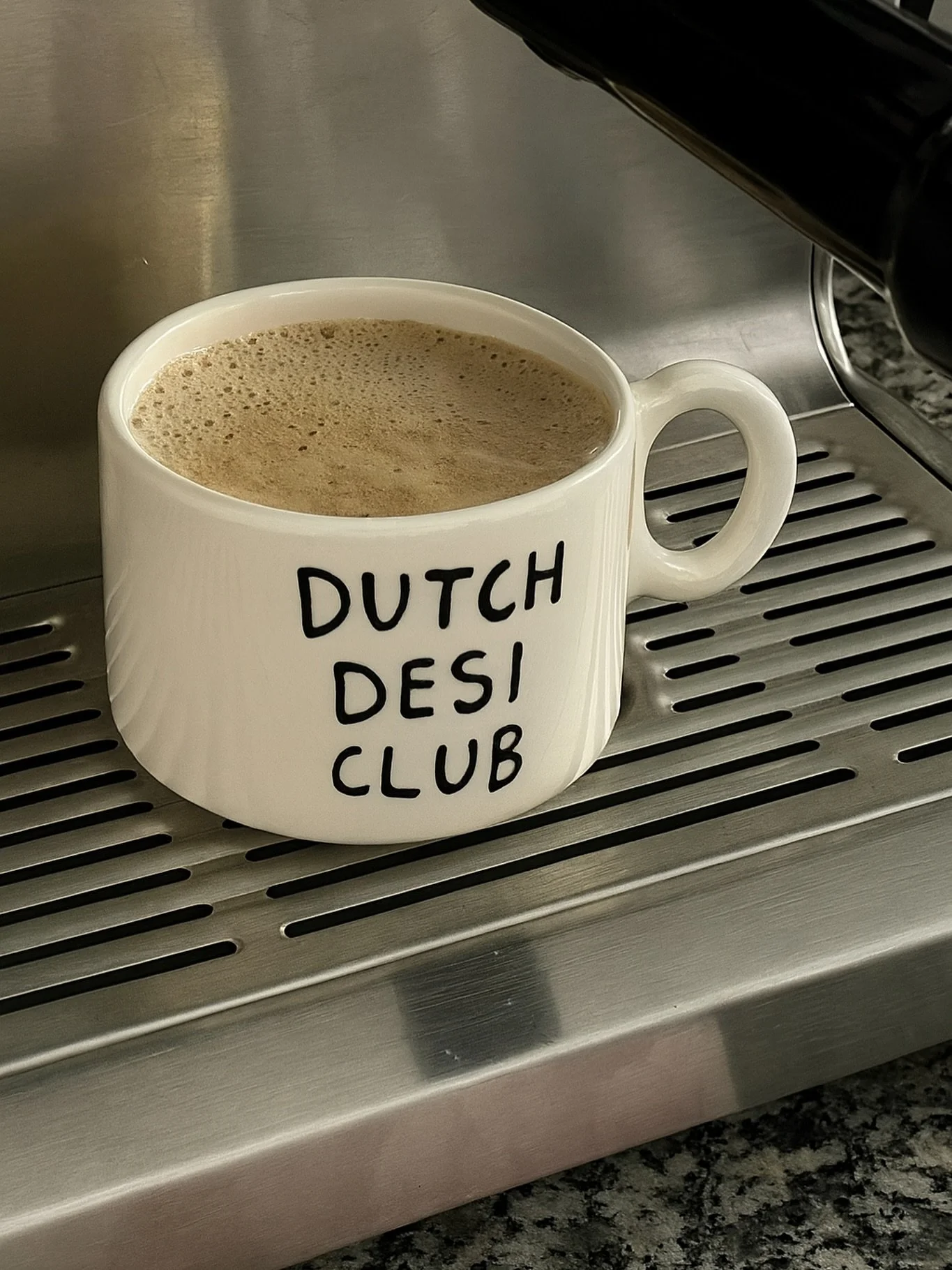 Dit is jullie reminder om vandaag even een momentje voor jezelf te nemen. Wat drink jij het liefst? ✨