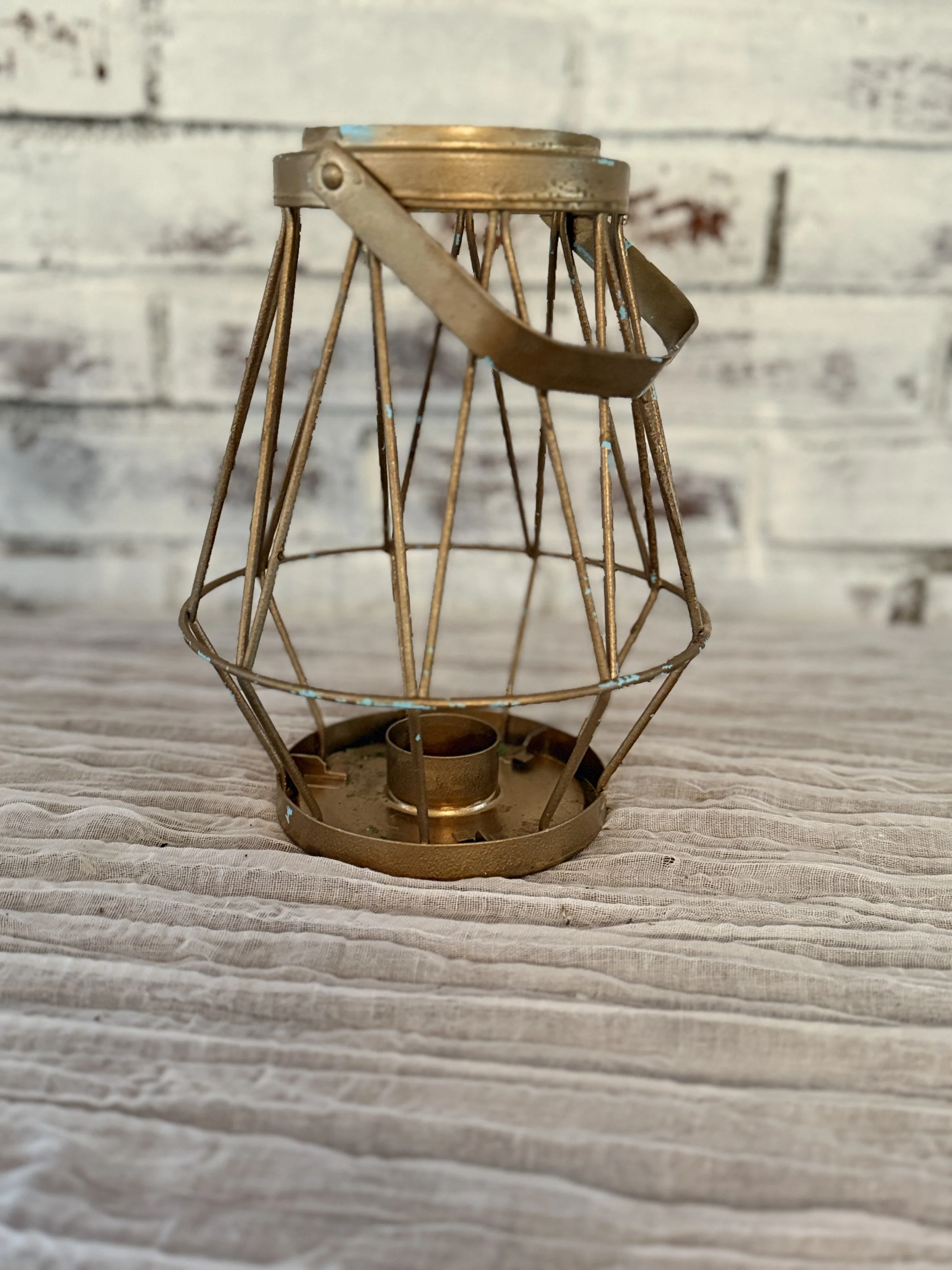 Votive candle holder