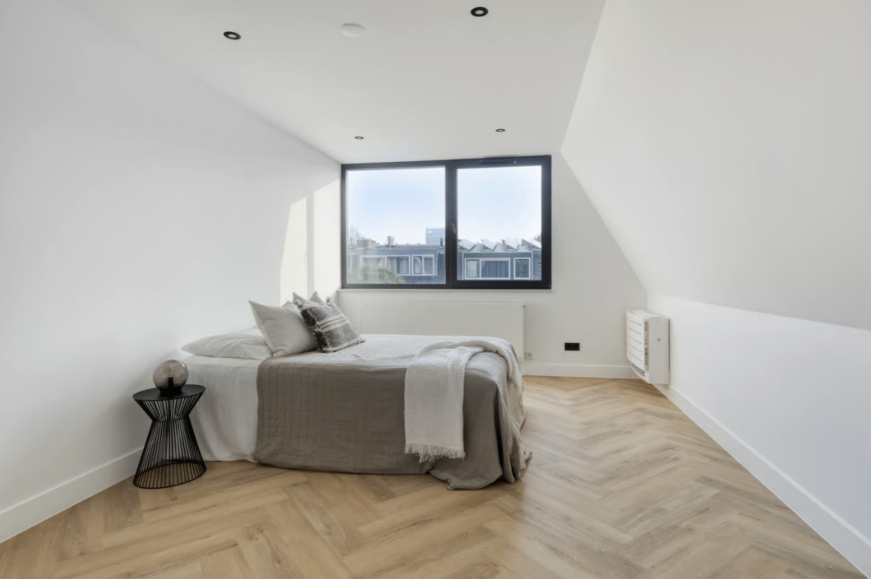 Bedroom 5 (Second Floor)