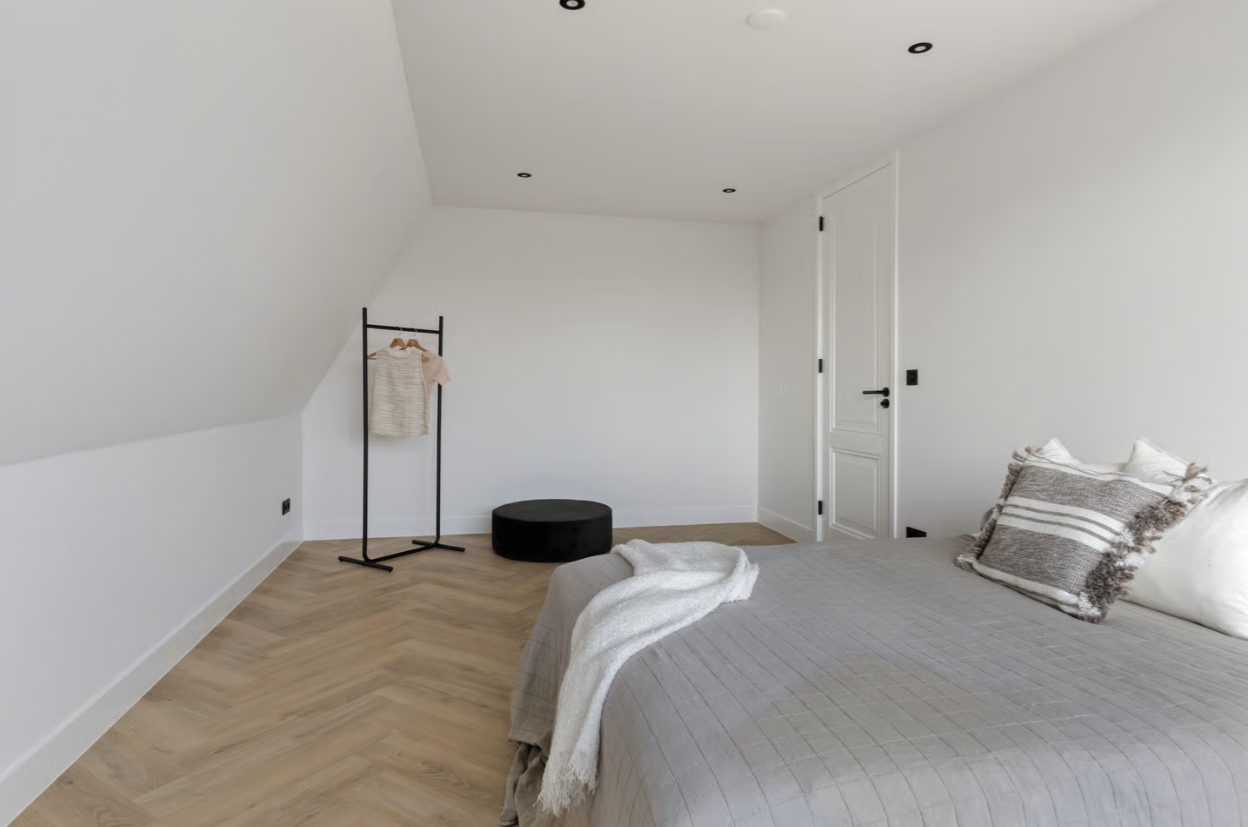 Bedroom 5 (Second Floor)