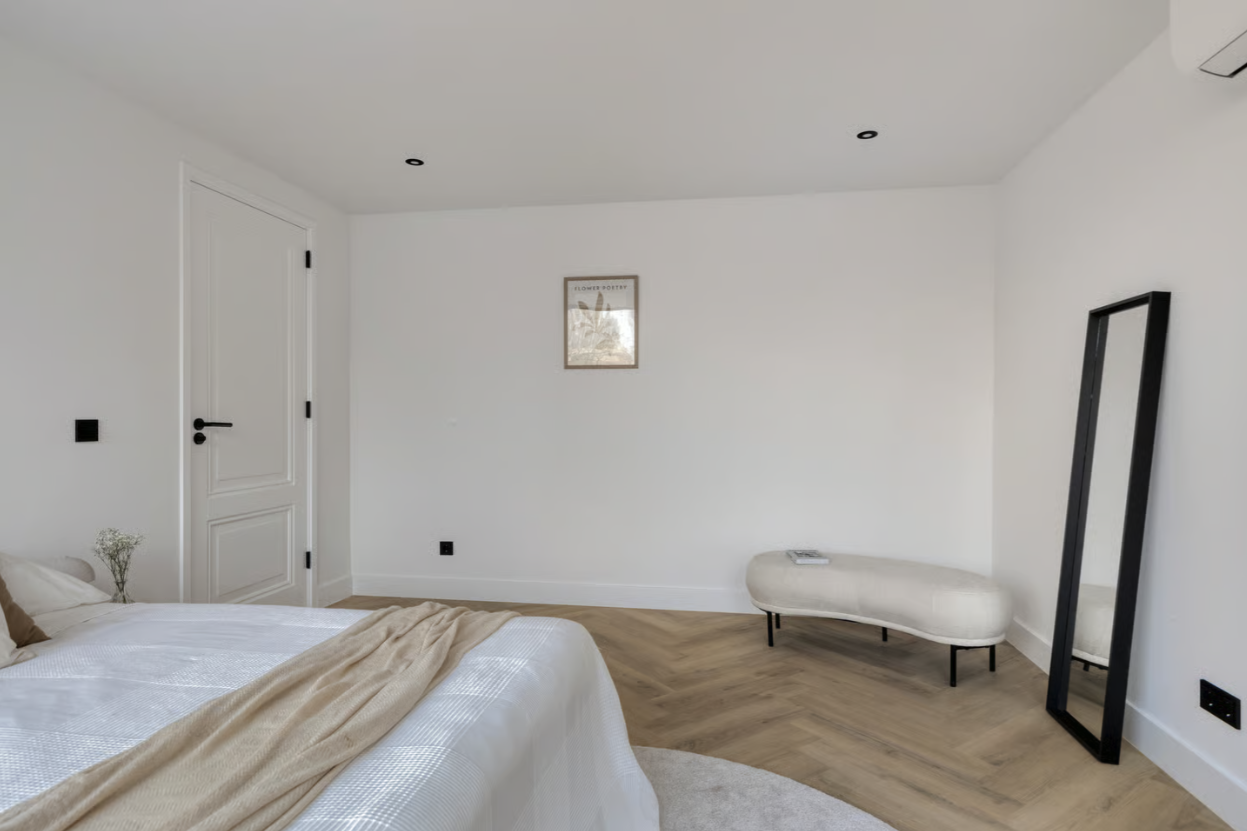 Bedroom 4 (First Floor)