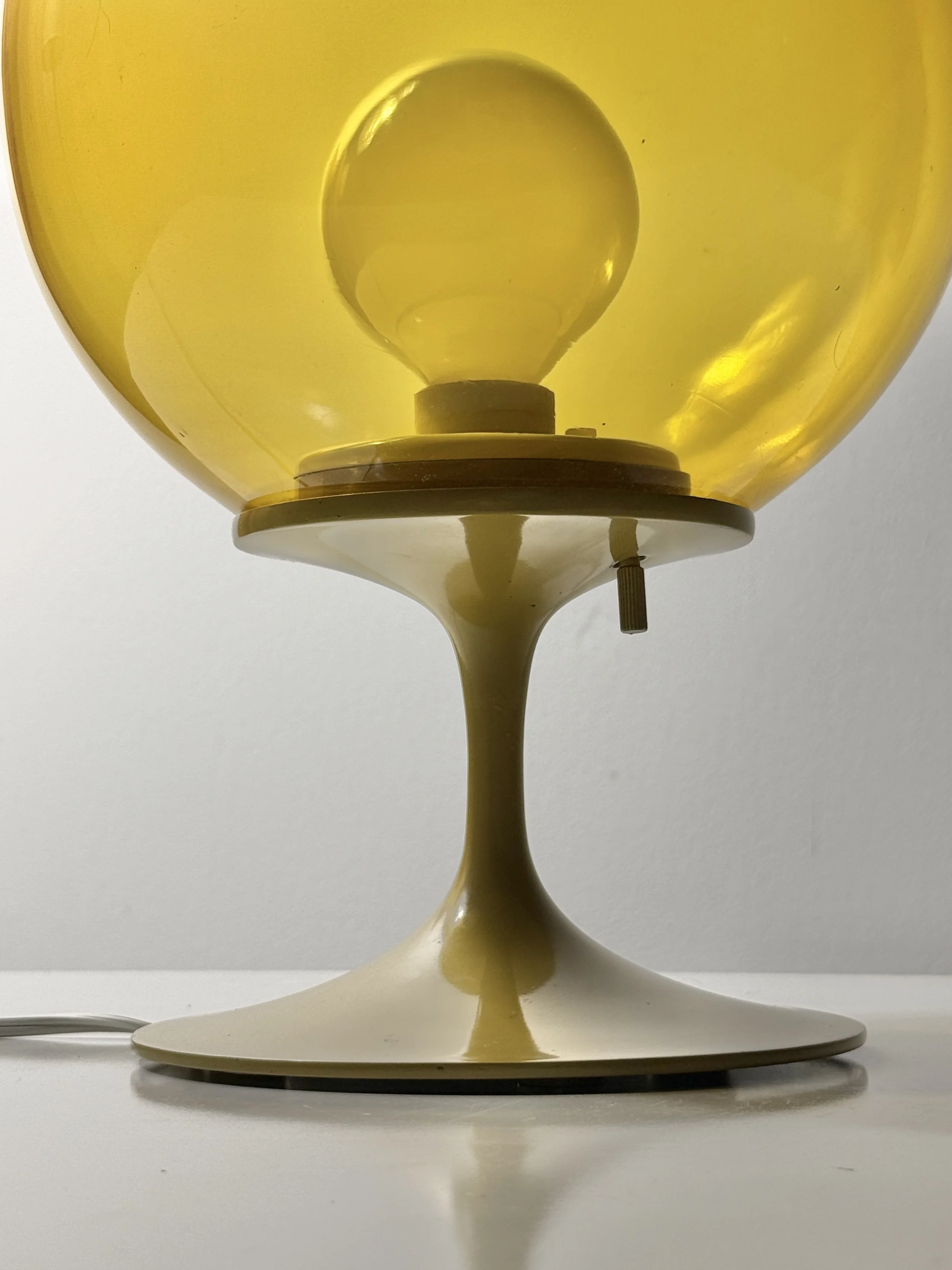 vintage mid century modern furniture detroit michigan bill curry tulip table lamp amber space age glass mushroom lamp egg shade globe rare unique mid century lamp