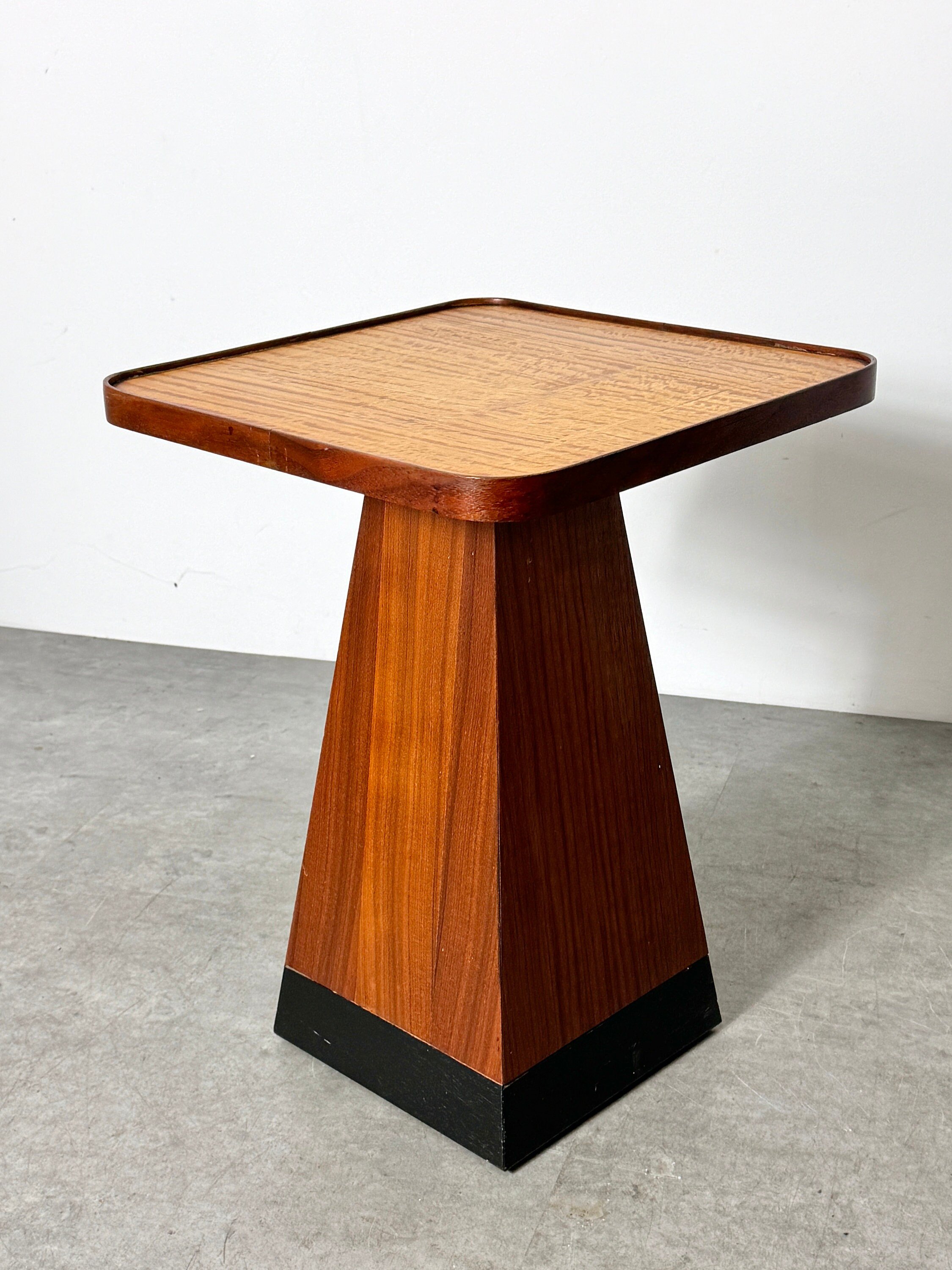 https://i.etsystatic.com/8898795/r/il/2bfda5/5733350816/il_fullxfull.5733350816_rw4c.jpg