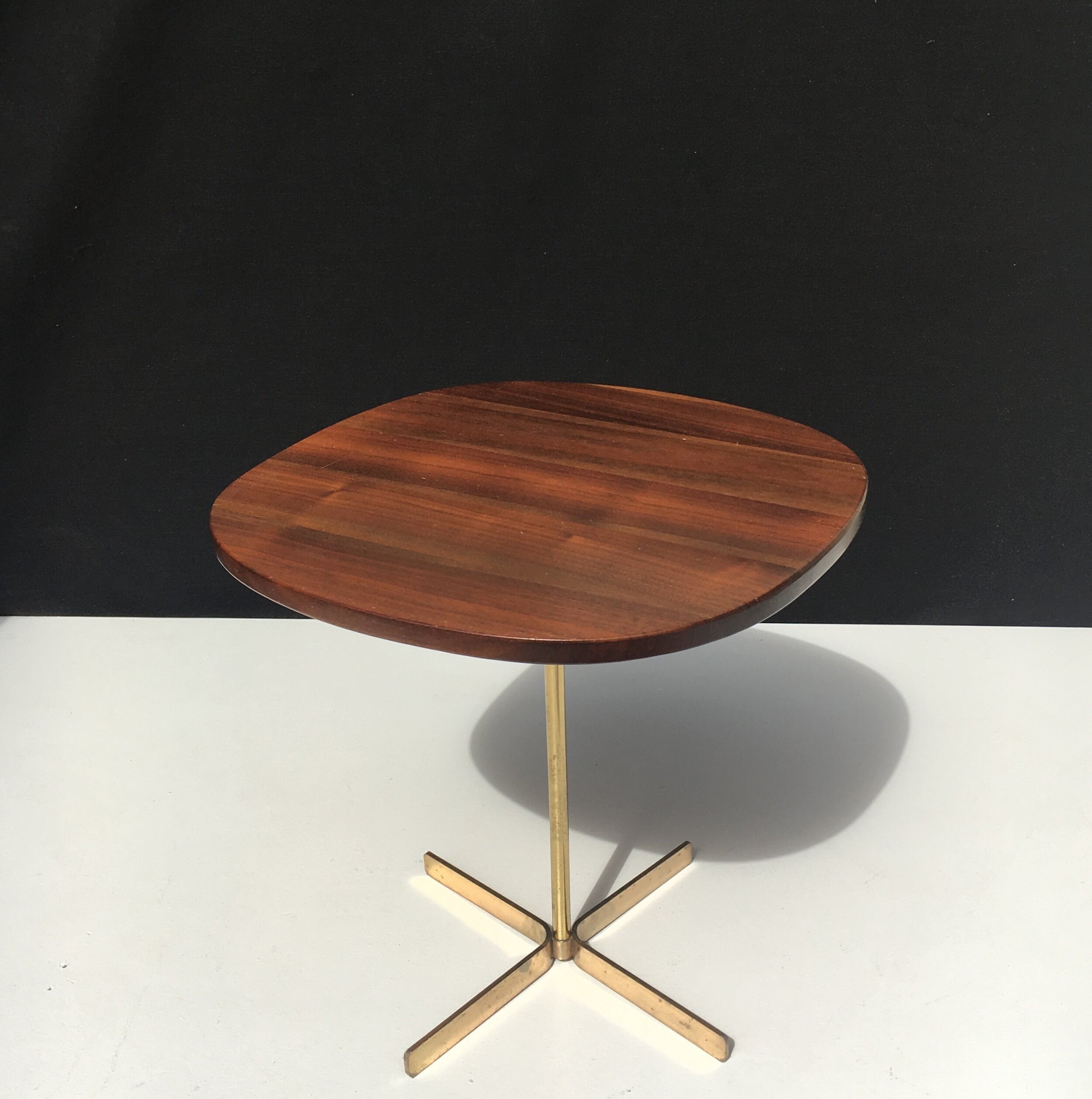 https://i.etsystatic.com/8898795/r/il/361fe2/2276728511/il_fullxfull.2276728511_dmif.jpg