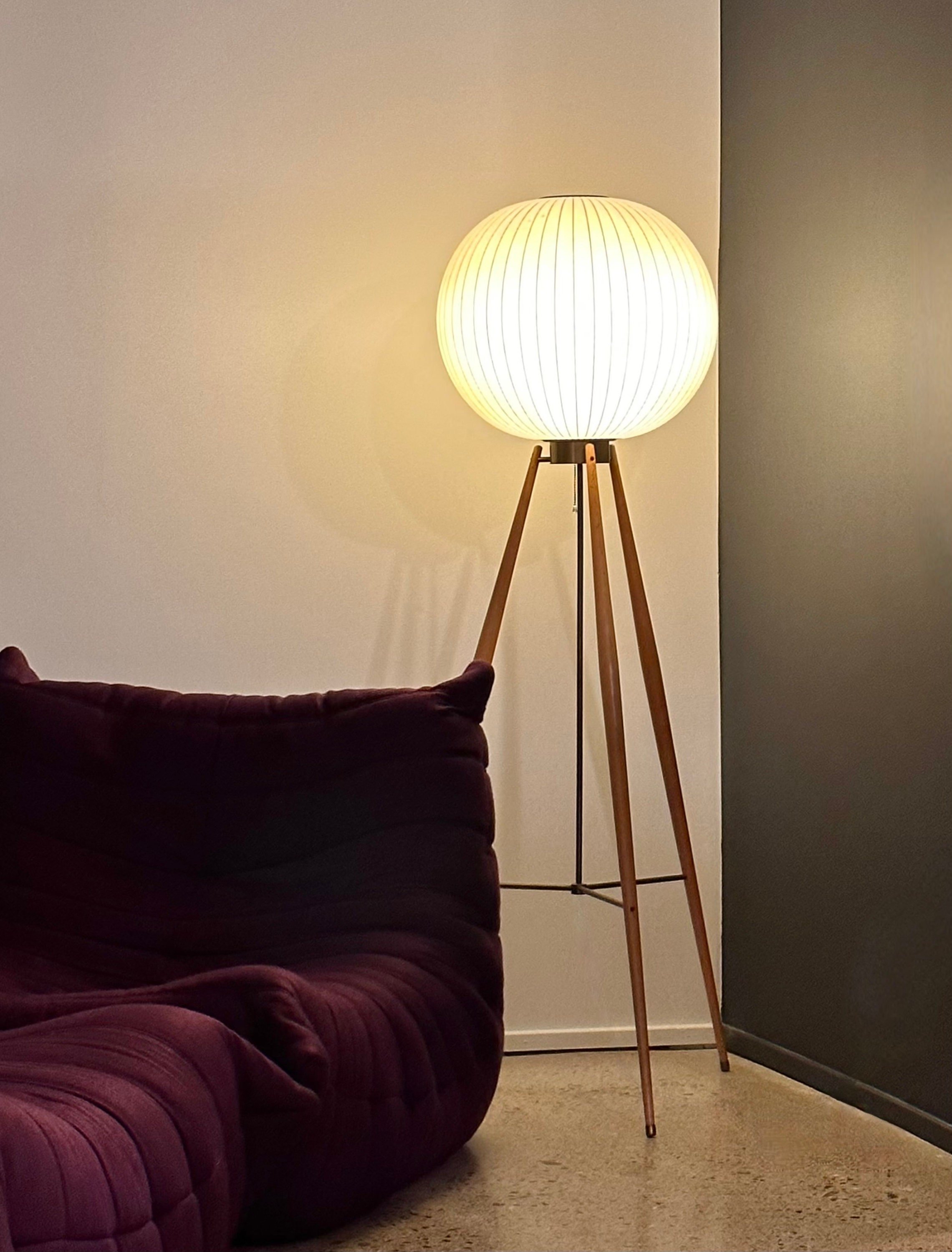 mid century modern furniture mcm vintage decor design art detroit michigan antique estate sale company oakland county bloomfield hills store birmingham gallery