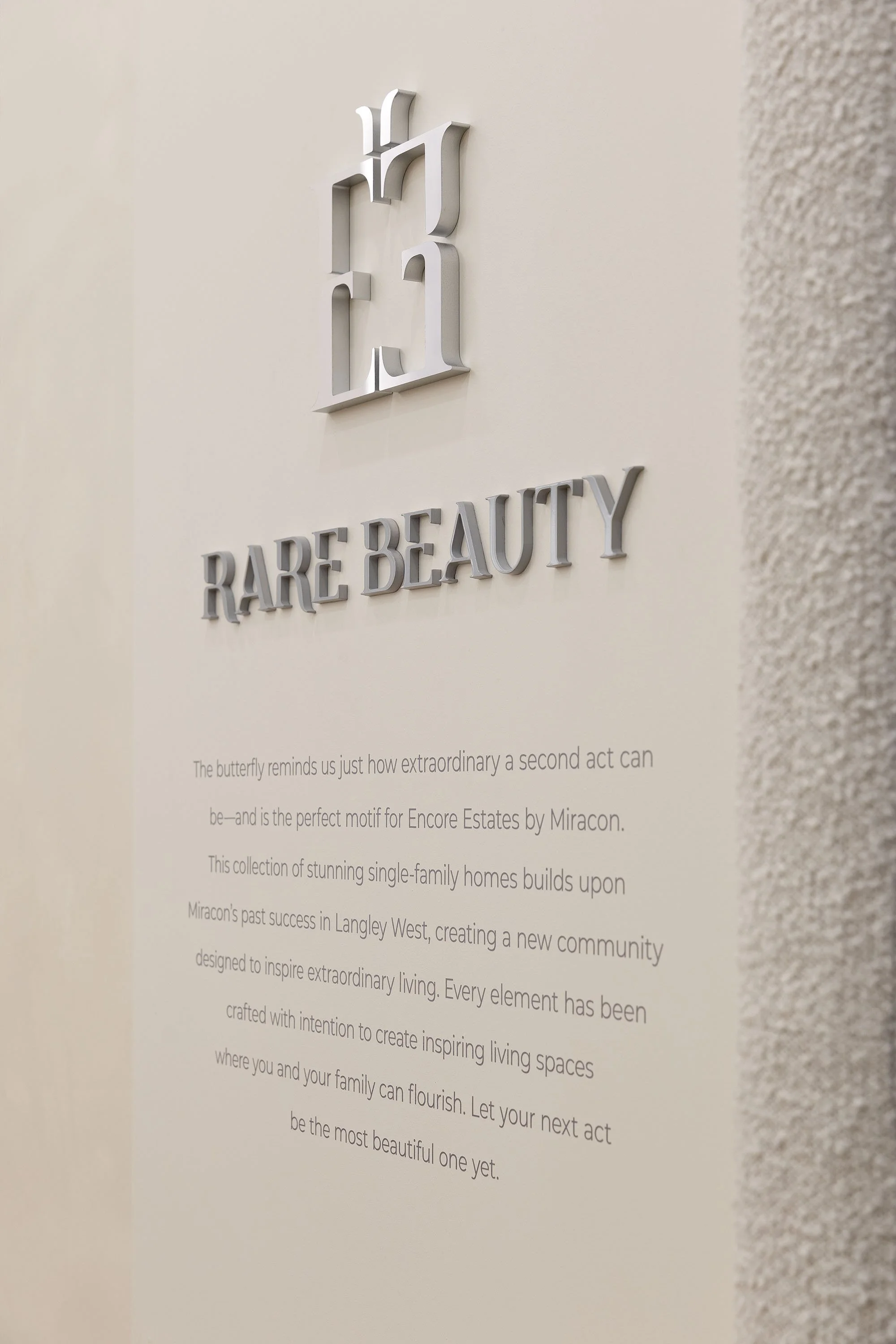 Encore PC Detail 8.jpg