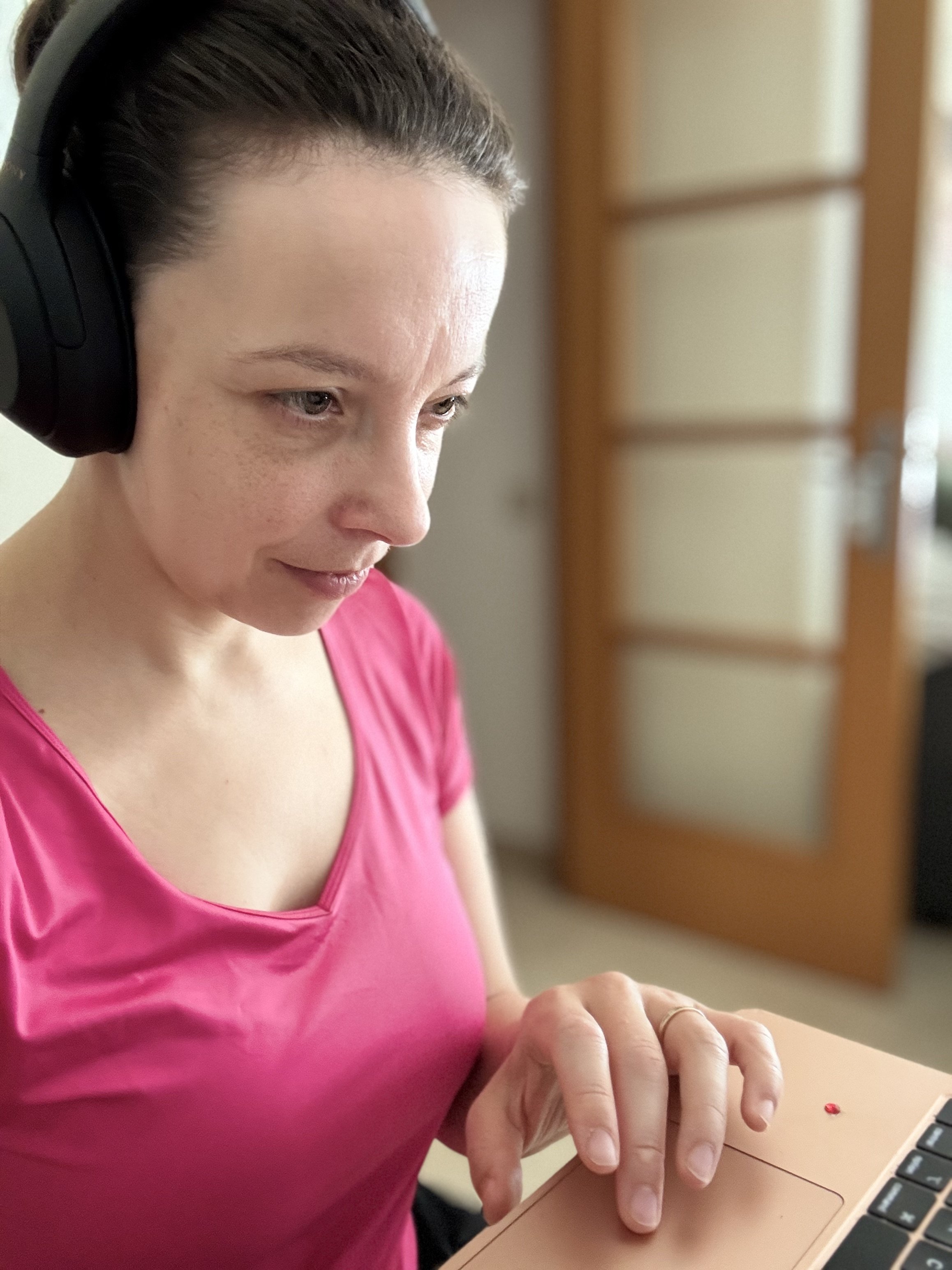Unlocking Calm: Binaural Beats and Nature Sounds Transform Stress Relief