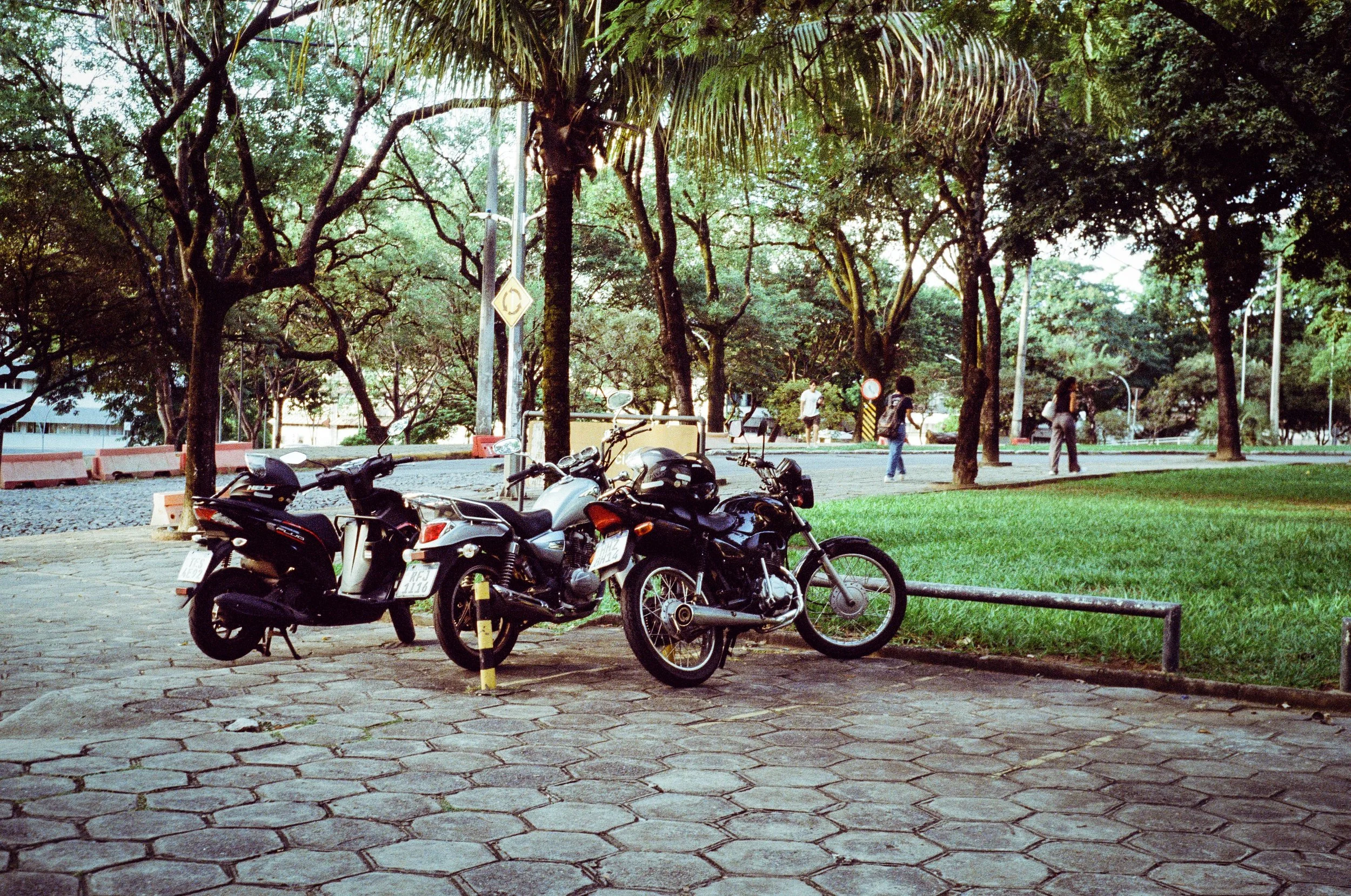 0846-1X-400-17.jpg