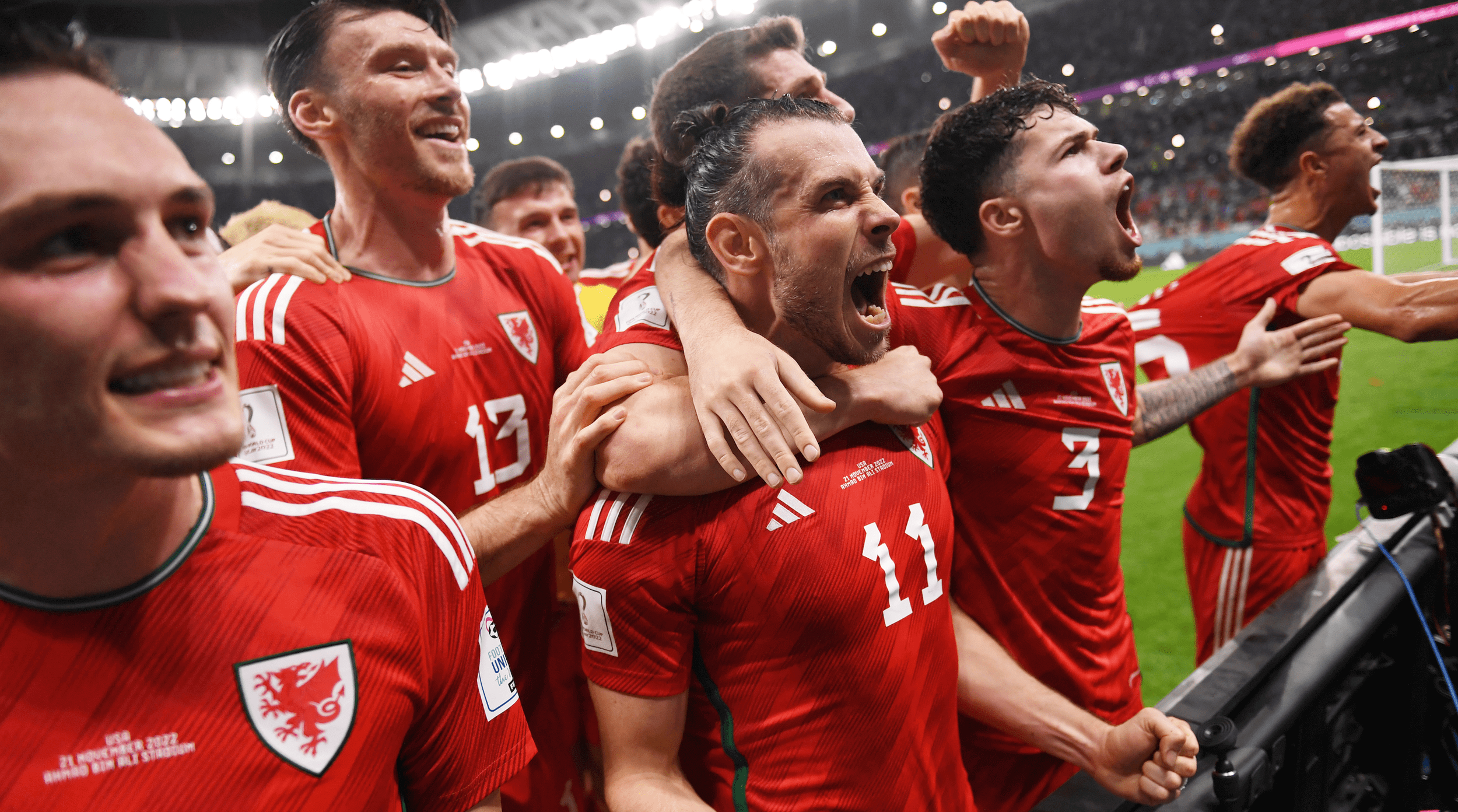 Qatar-Cymru-ar-Ben-y-Byd-Frame.png