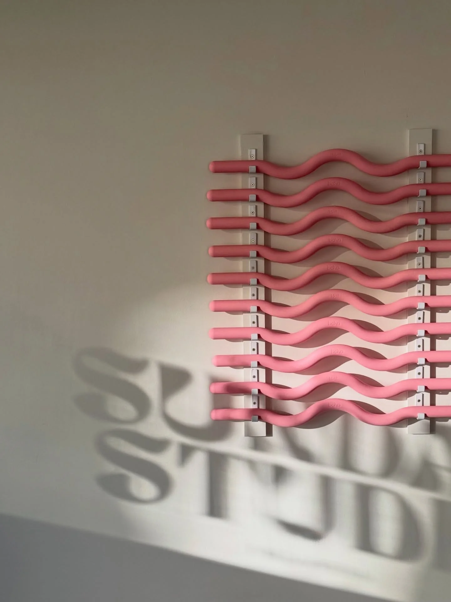 Flowy, sunny, springy, GOODNESS 🌞🎀✨🐰💛🌸🧘🏼&zwj;♀️🌷