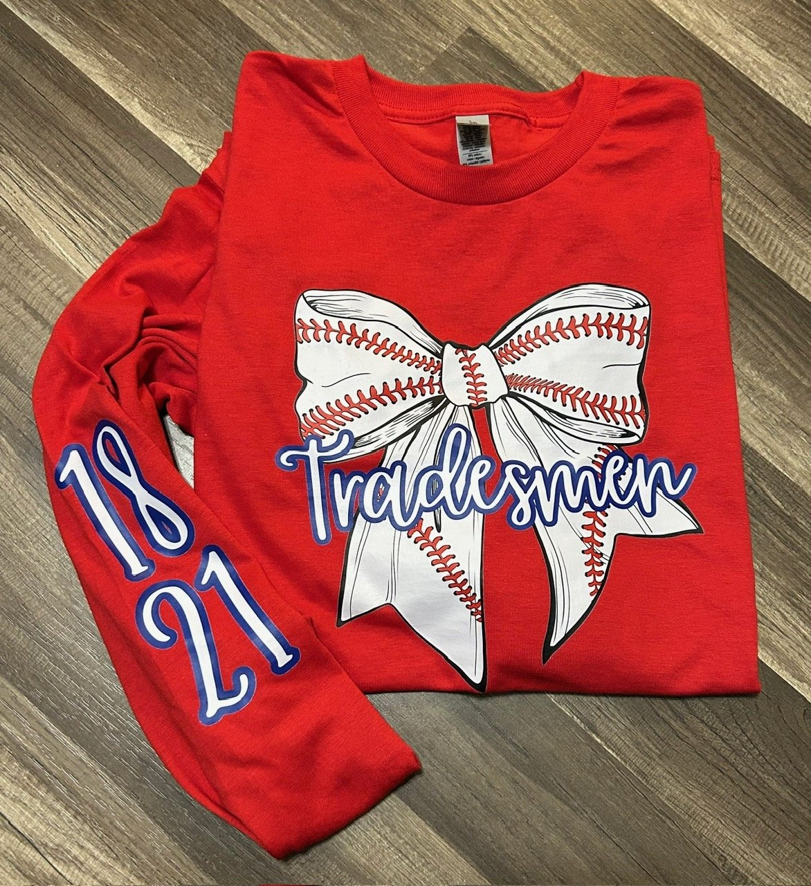 red longsleeve or sweater.jpeg