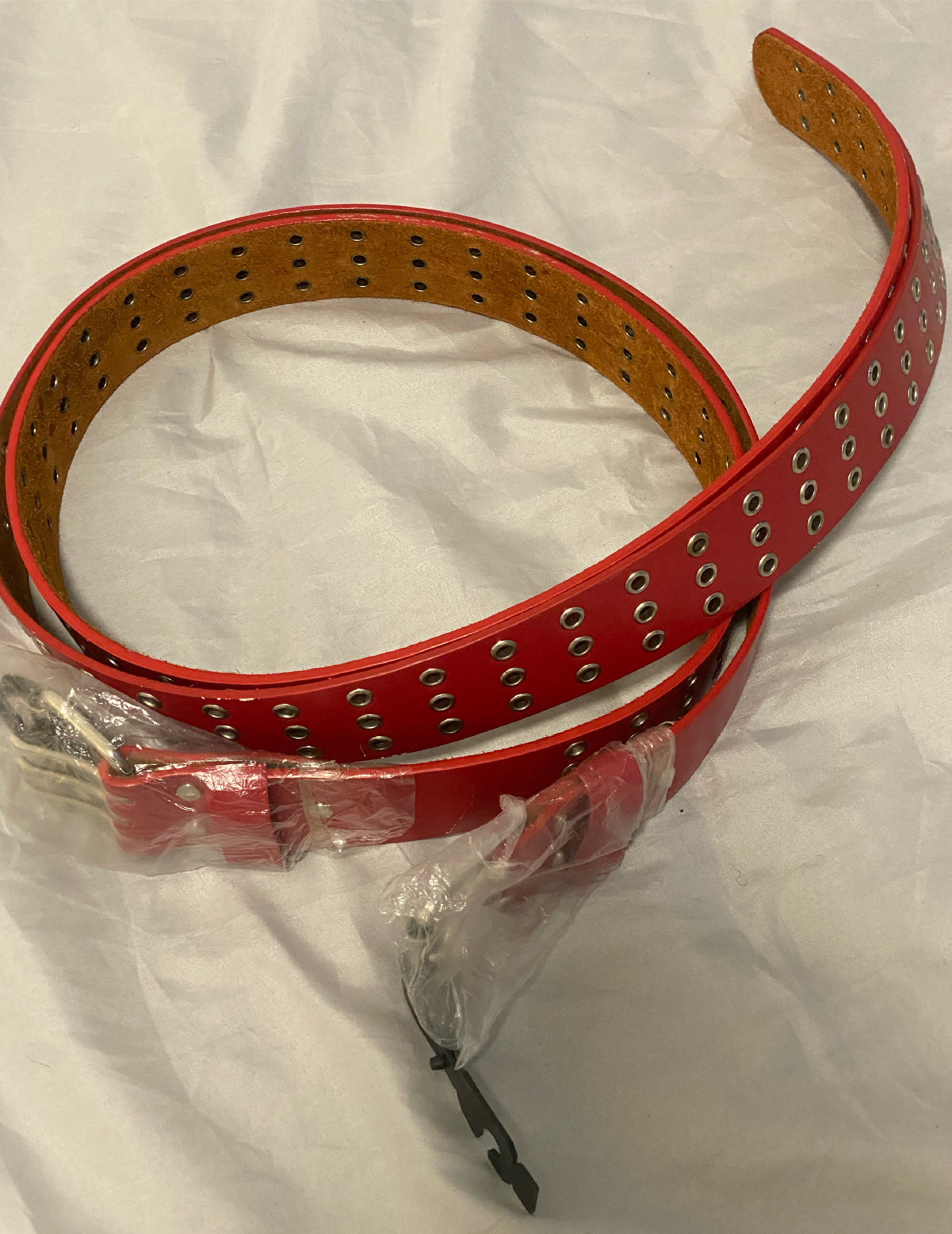 Belt Red.png