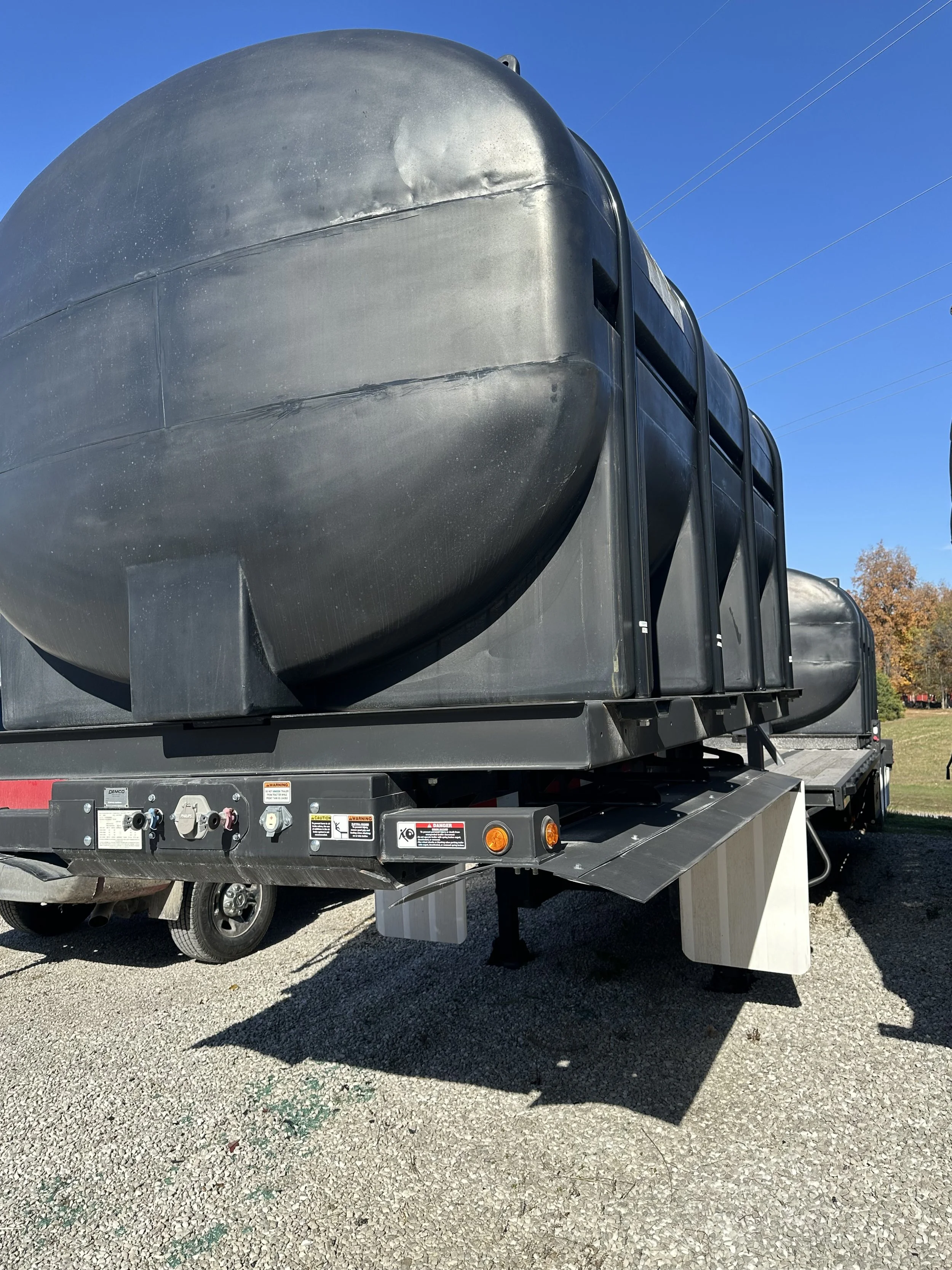 2024 Demco Liquid Tender Trailer near Waterloo IL